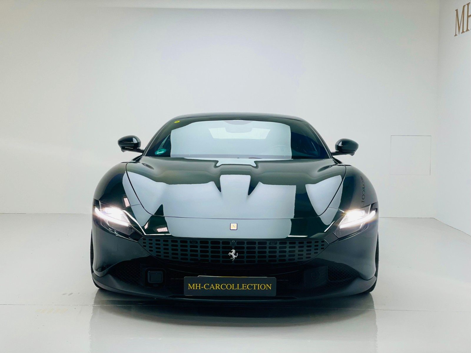 Ferrari Roma - Samsaru's Car Outlet