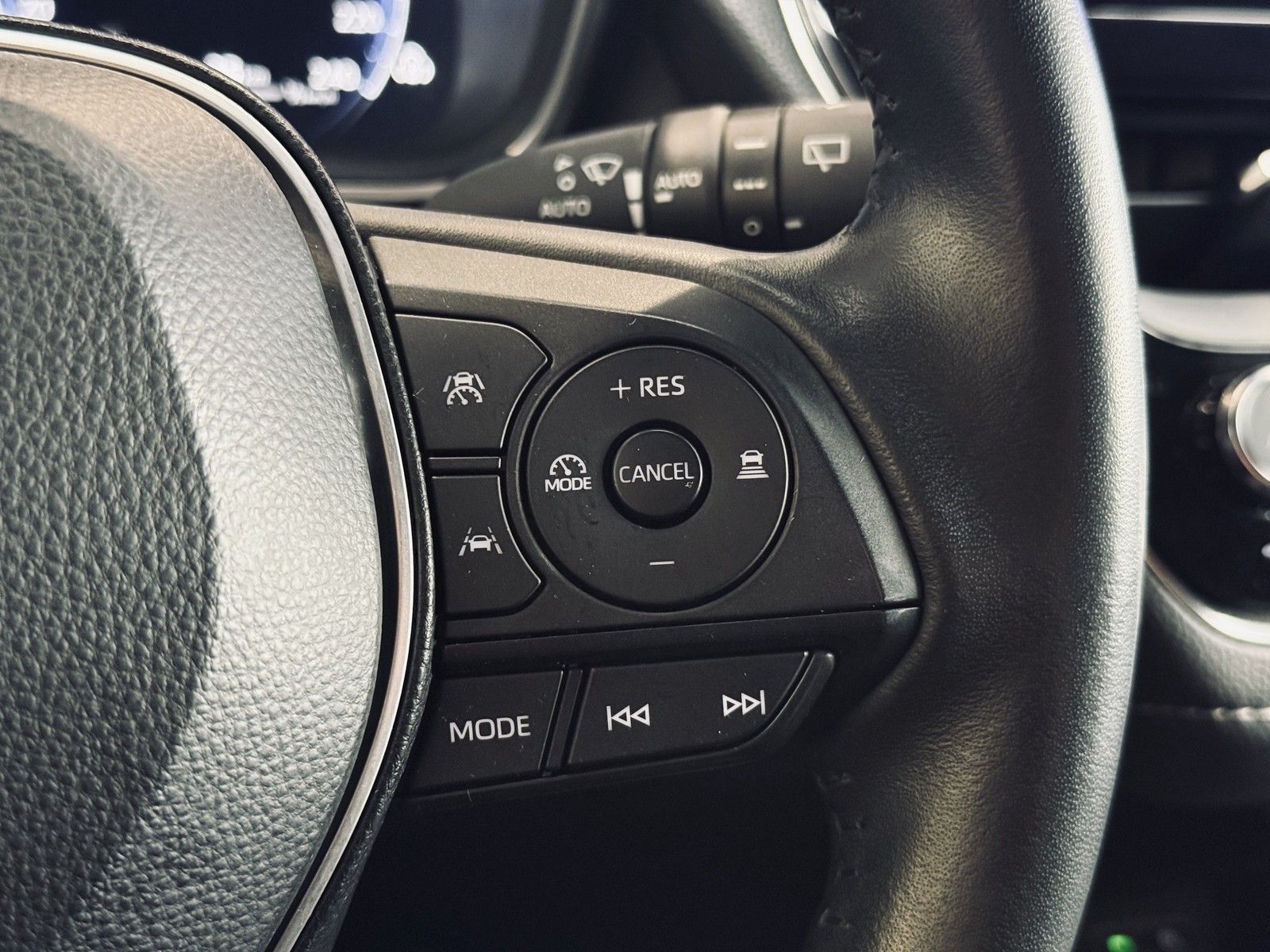 Toyota Corolla Touring Sports Hybrid Business|1.HD|KAME