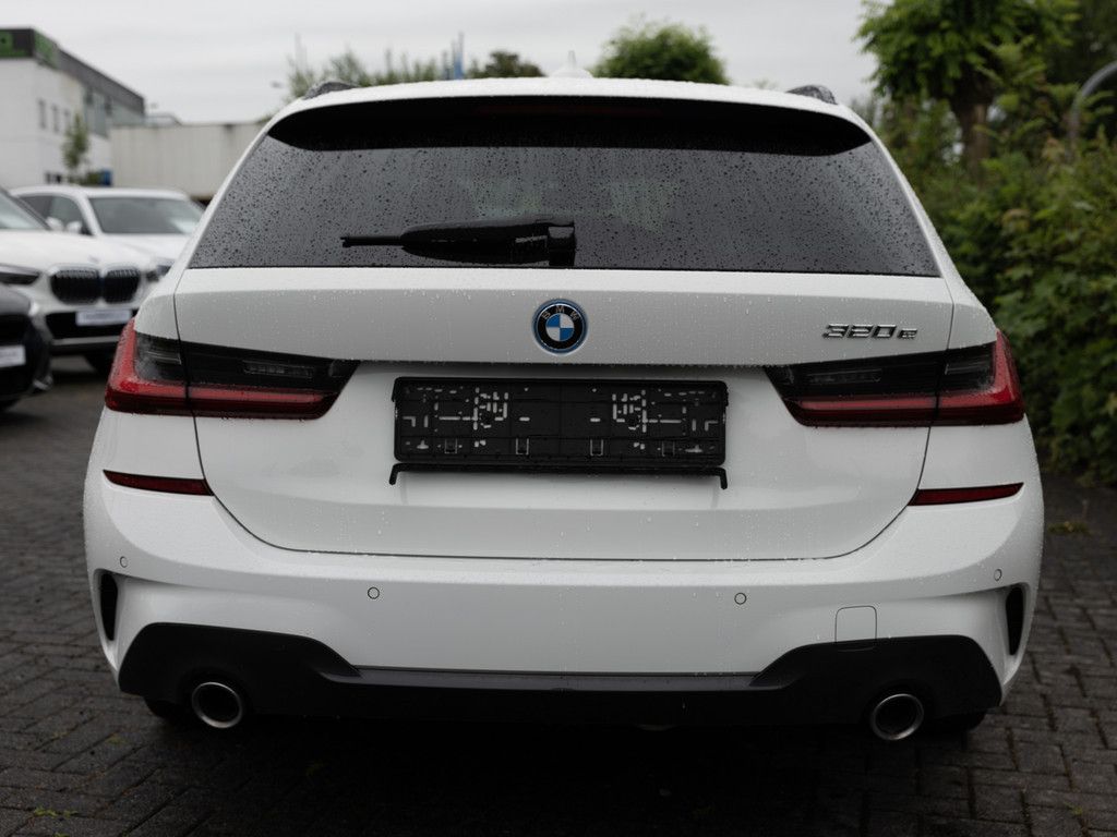 BMW 320e Touring M-Sportpaket - Samsaru's Car Outlet