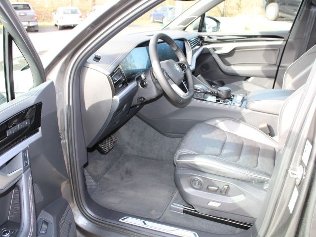 Volkswagen Touareg 3.0 V6 TDI Elegance 4M - Samsaru's Car Outlet