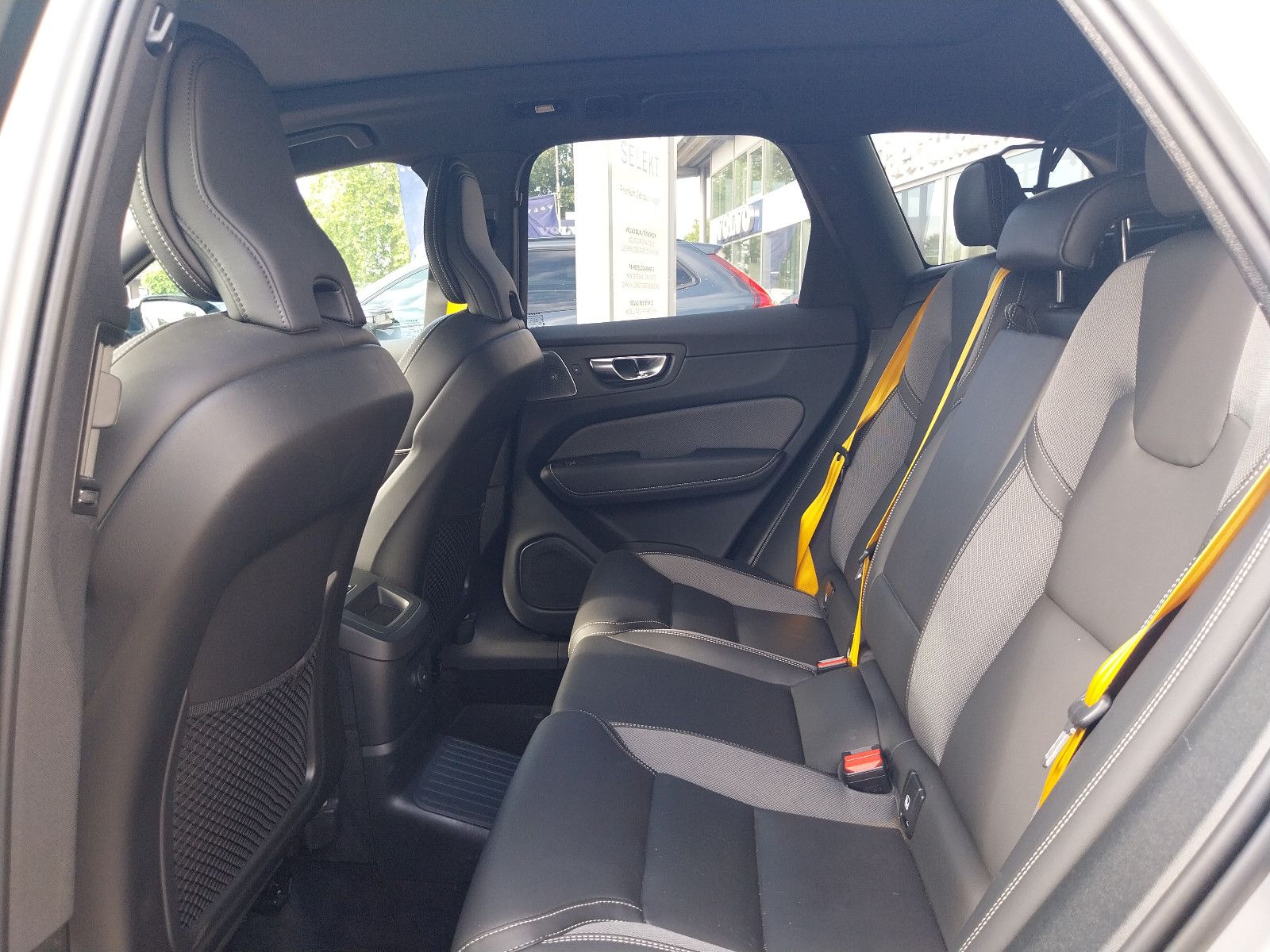 Volvo XC60 Polestar Engineered Recharge Plug-In Hybrid