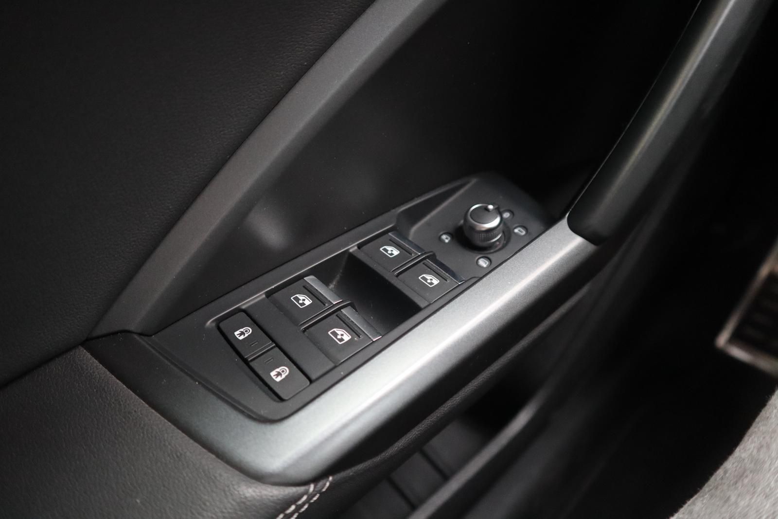 Audi Q3 40 TDI quattro S tronic S line Pano/RFK/LED/A