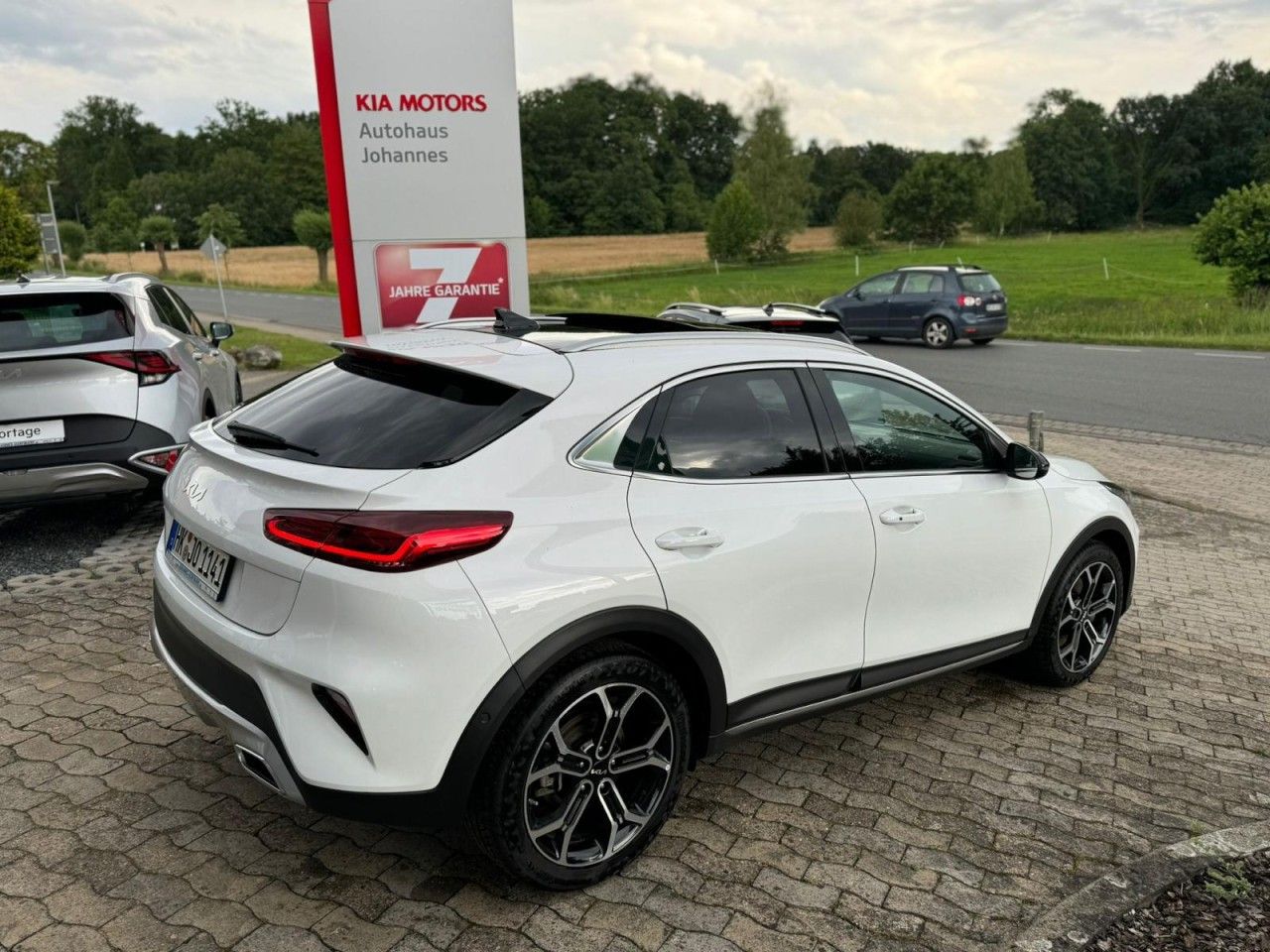 Kia XCeed 1.6 T-GDI DCT7 Black - Samsaru's Car Outlet