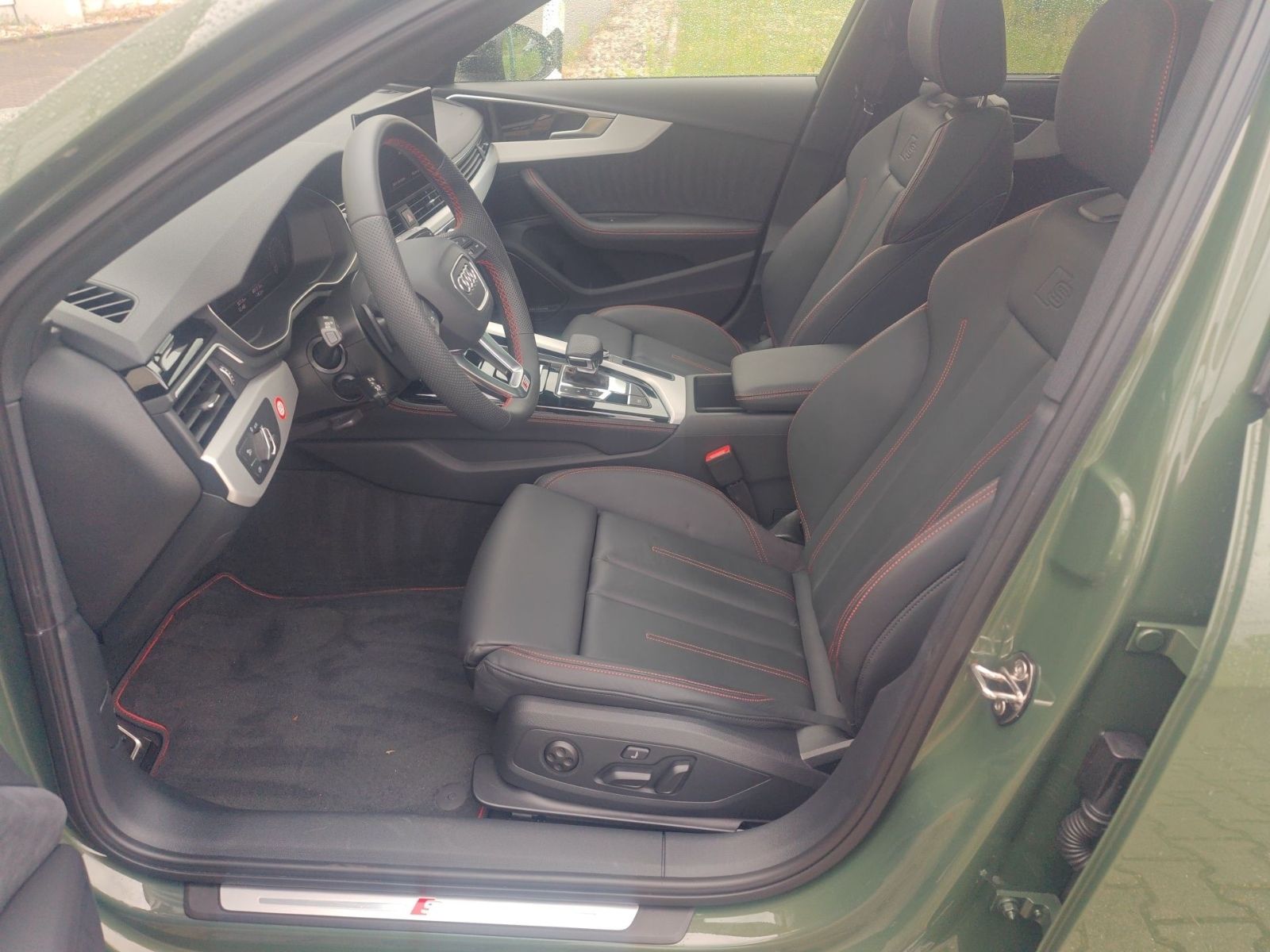 Audi A4 Avant 35 TDI S line - Samsaru's Car Outlet