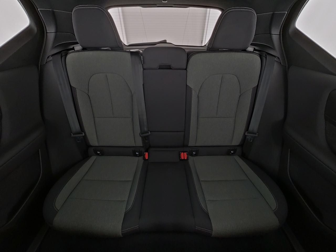 Volvo XC 40 T2 Plus - Samsaru's Car Outlet
