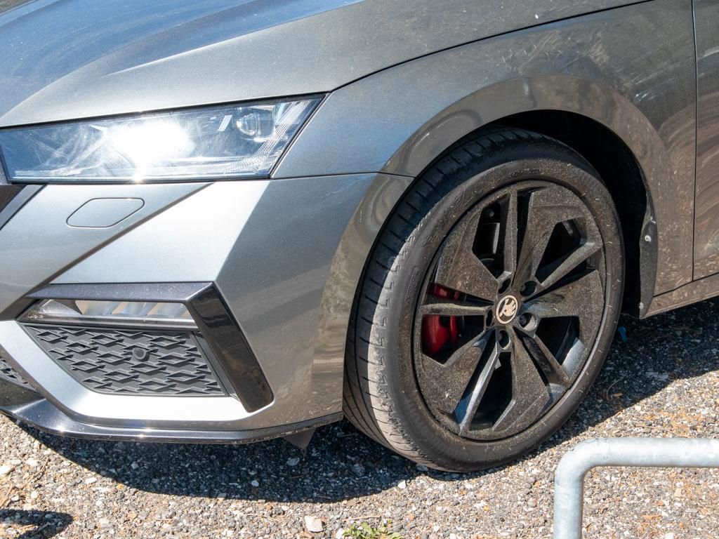 Skoda Octavia Combi 2.0 TDI RS DSG LED/Kamera/Pano