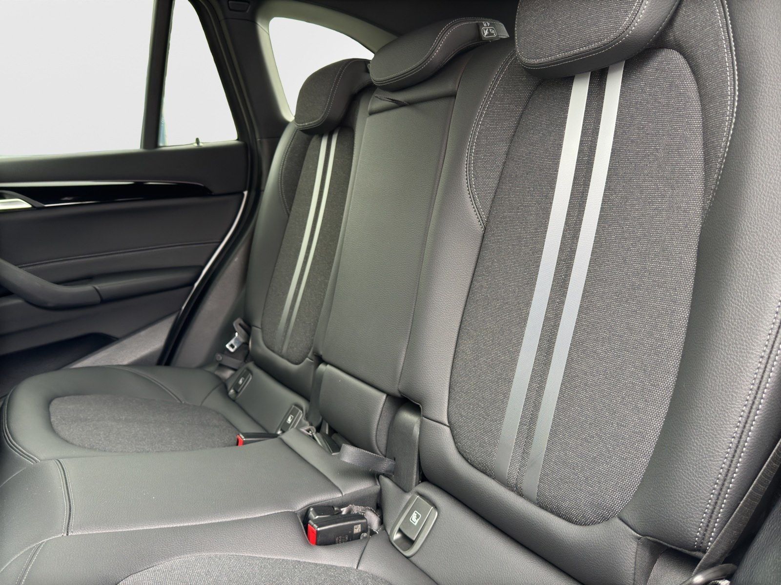 BMW X1 xDrive25e M Sport - Samsaru's Car Outlet