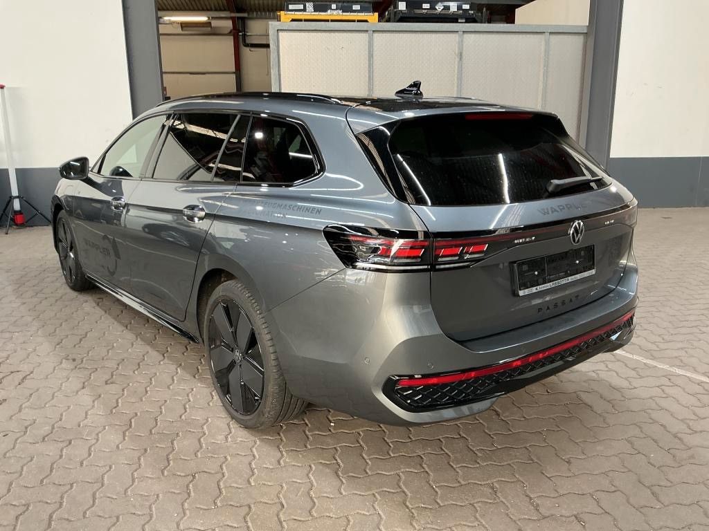 Volkswagen Passat Variant eHybrid 200 kW R-Line Signature
