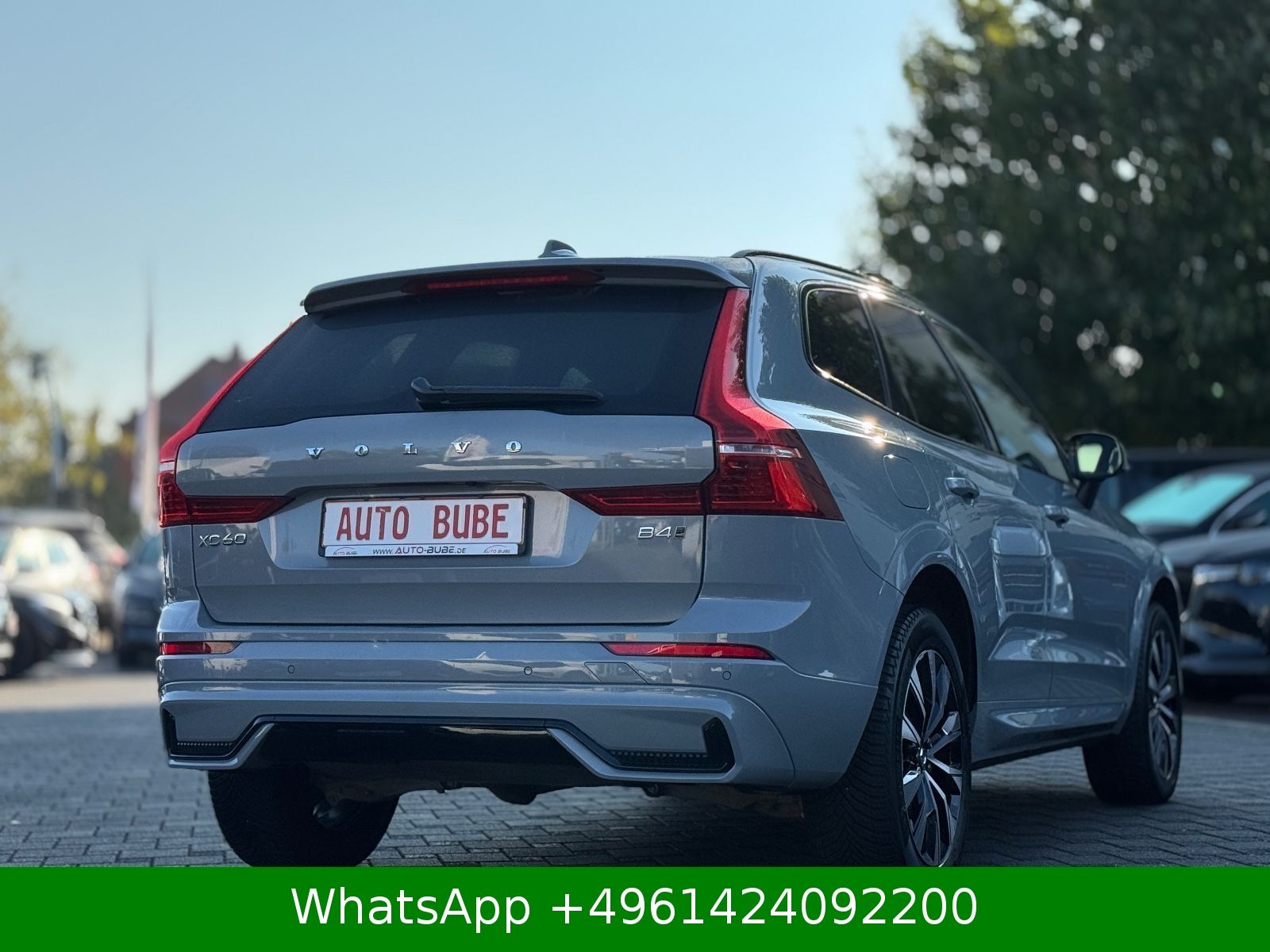 Volvo XC60 Plus Dark AWD AHK|KAMERA|H&K