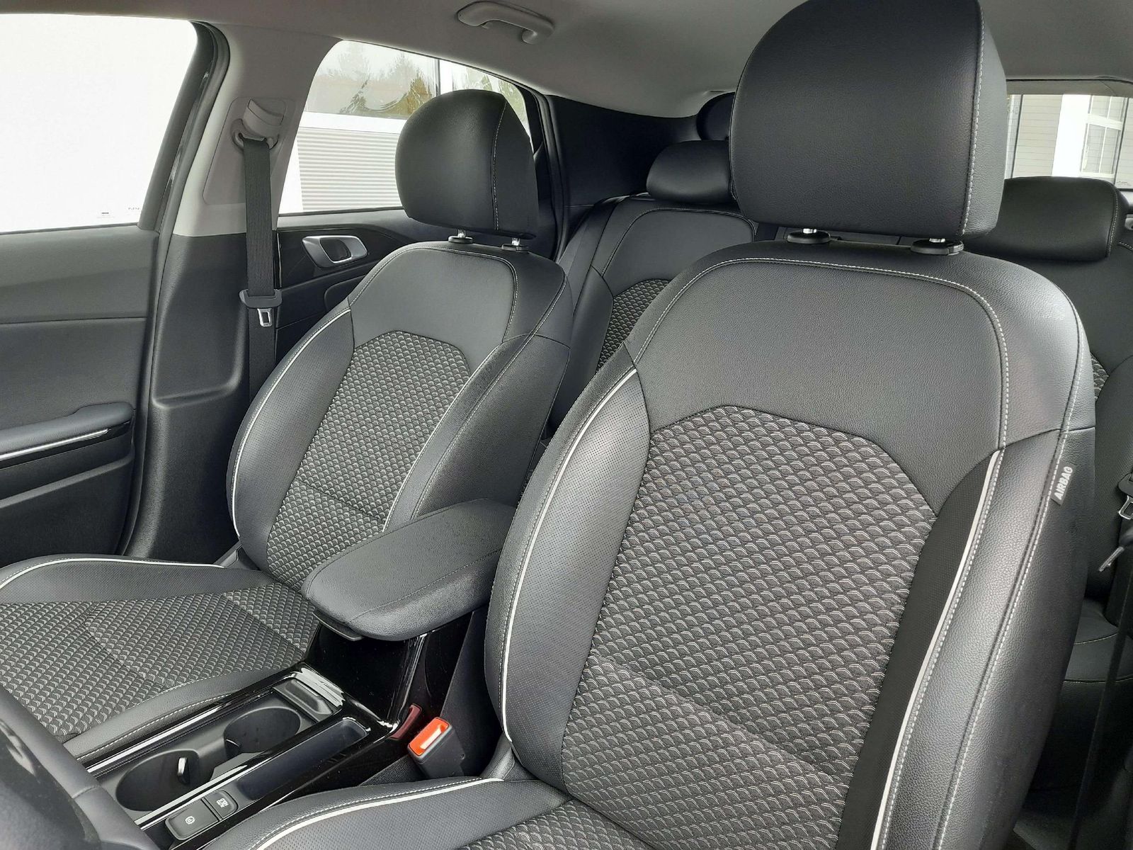 Kia XCeed Vision - Samsaru's Car Outlet