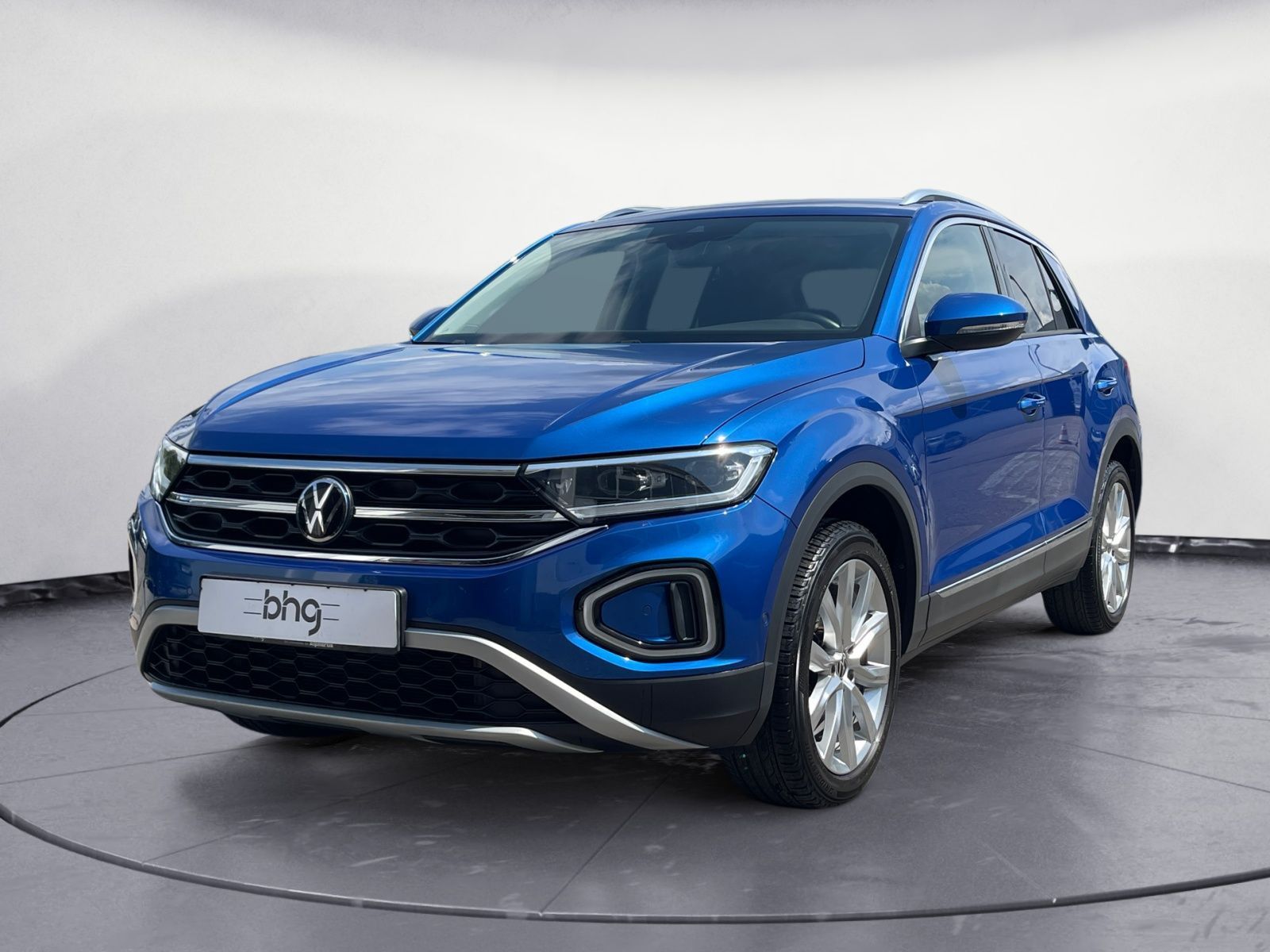Volkswagen T-Roc 1.5 TSI - Samsaru's Car Outlet