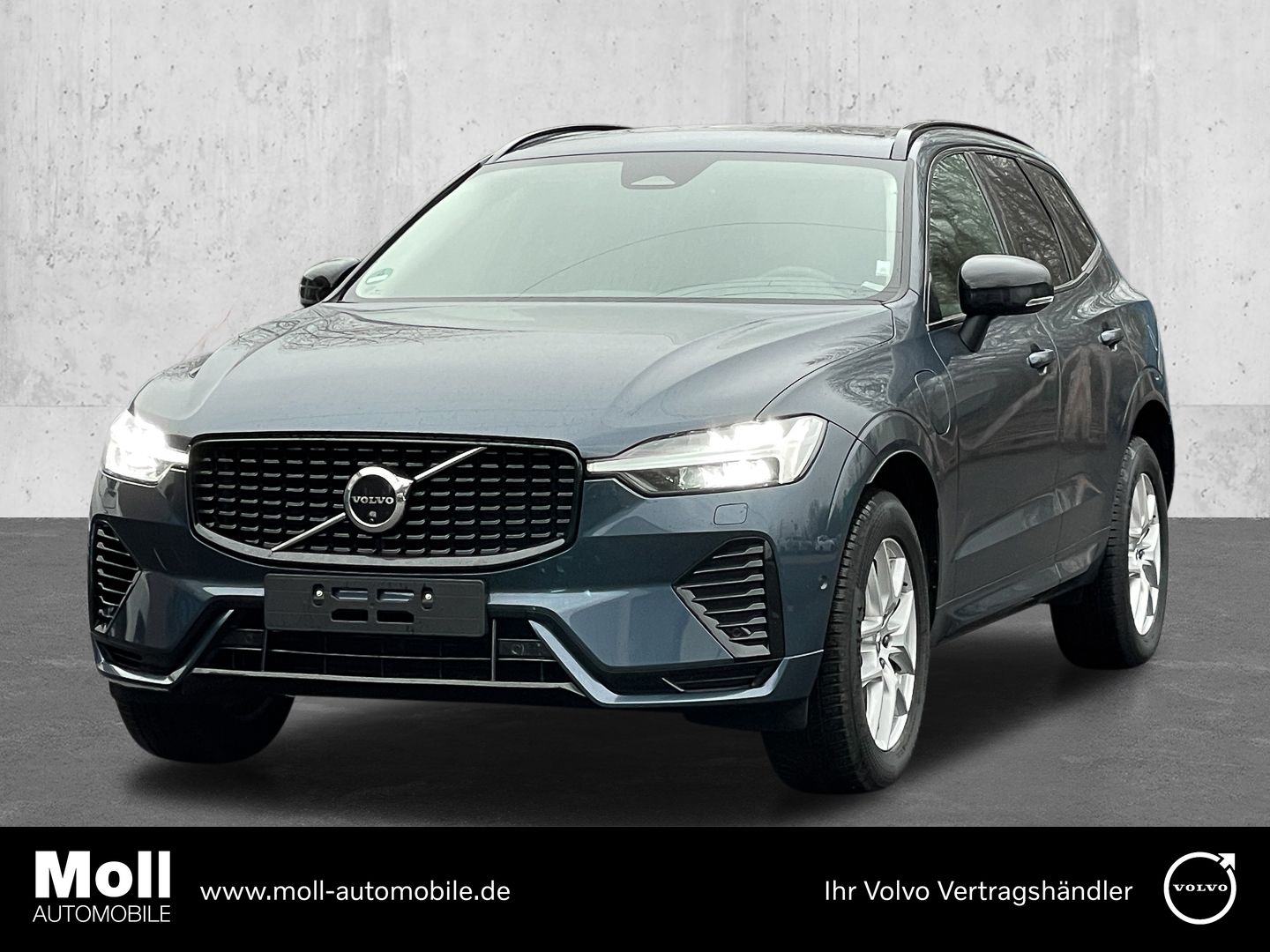 Volvo XC60 Plus Dark Recharge Plug-In Hybrid AWD T8 Tw