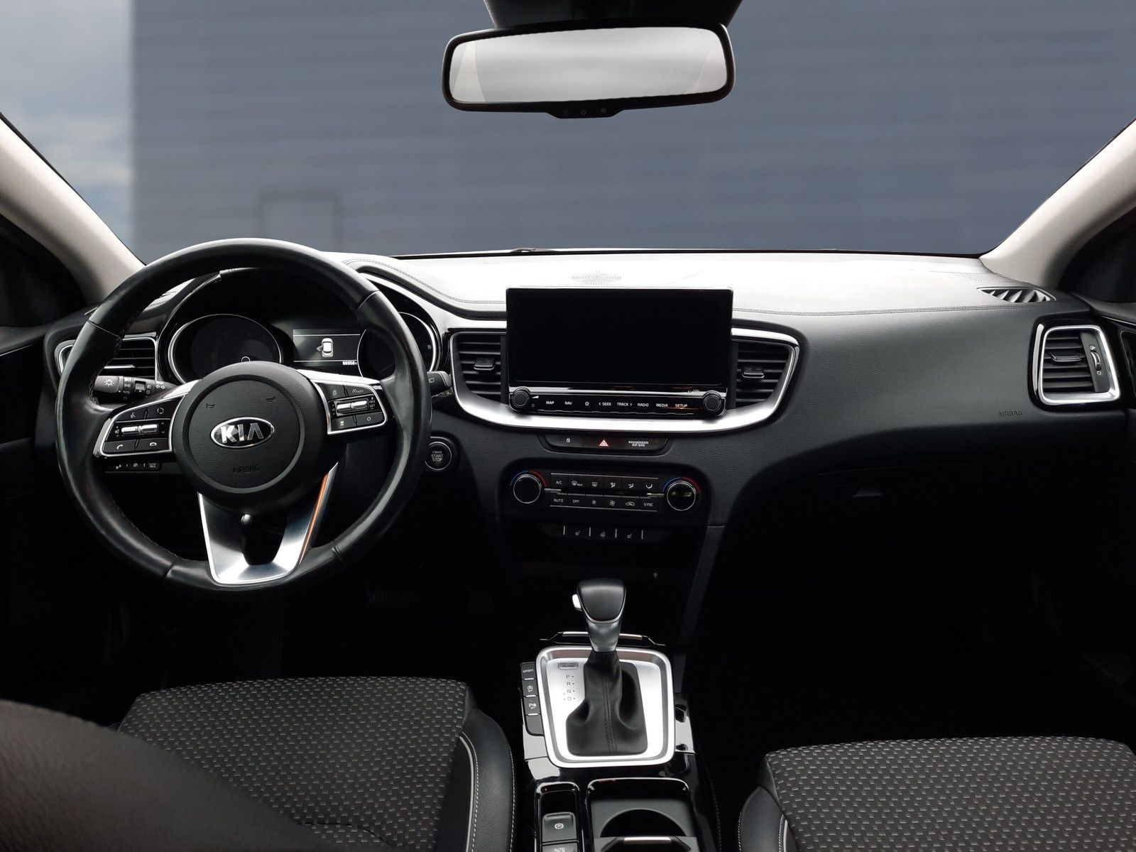 Kia XCeed 1.5 T-GDI DCT Spirit - Samsaru's Car Outlet