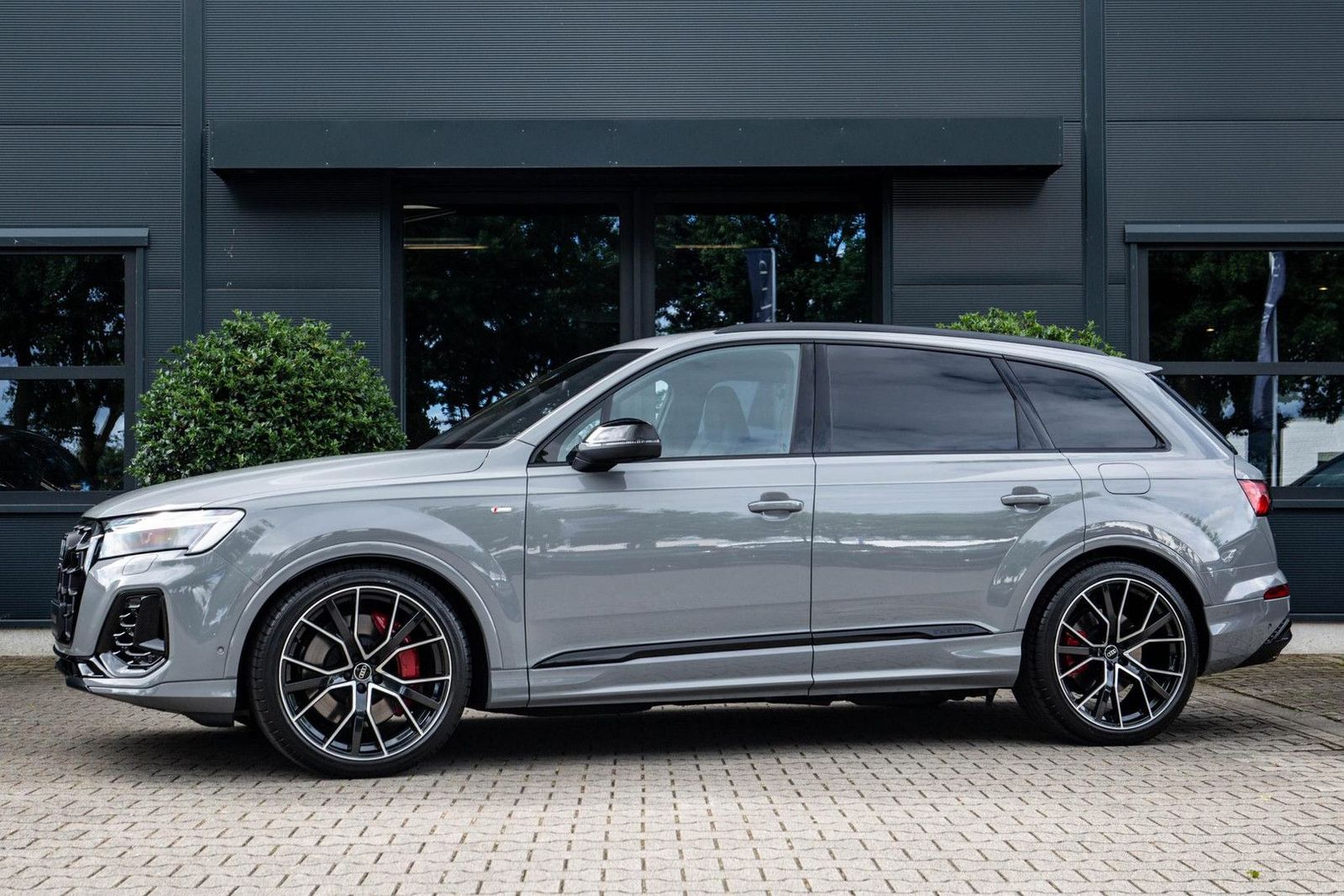 Audi Q7 60 TFSI e Competition 490pk, Carbon, Full-opt