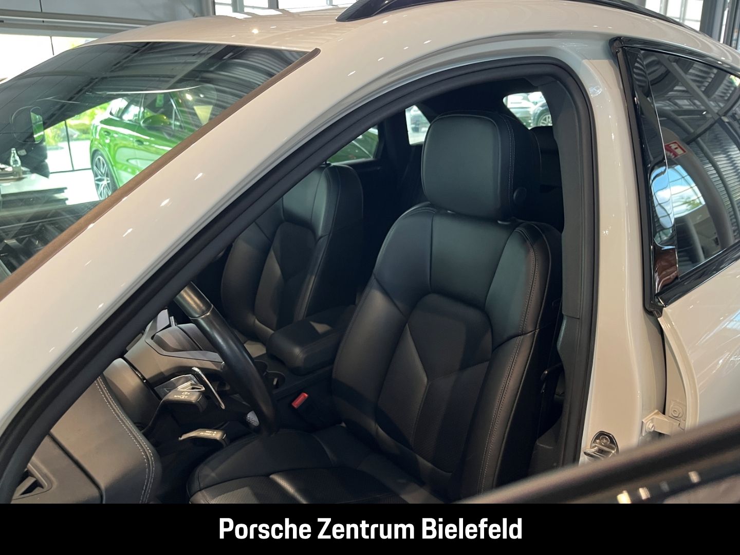 Porsche Macan S Luftfederung Panorama Rückfahrkamera LED