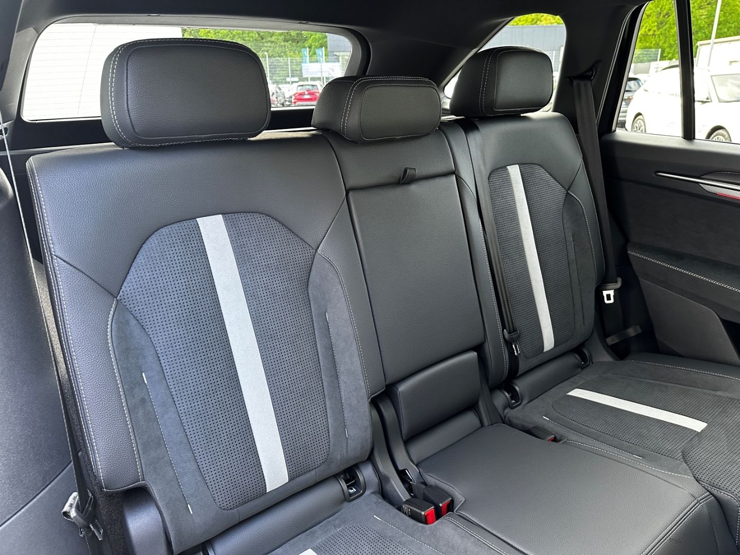 Skoda Kodiaq II 1.5 TSI iV DSG Sportline DCC AHK Matri