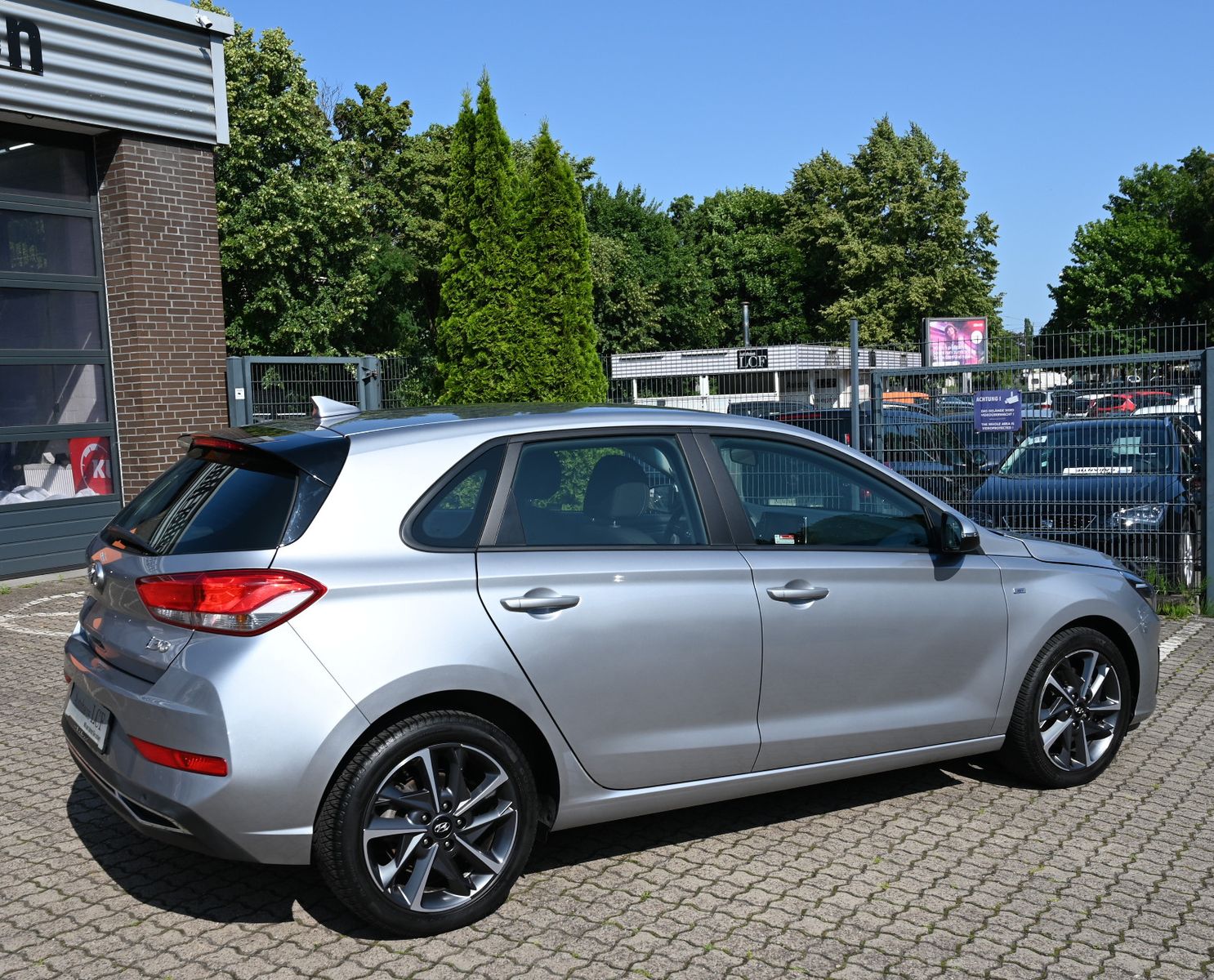 Hyundai i30 1.0 T-GDI - Samsaru's Car Outlet