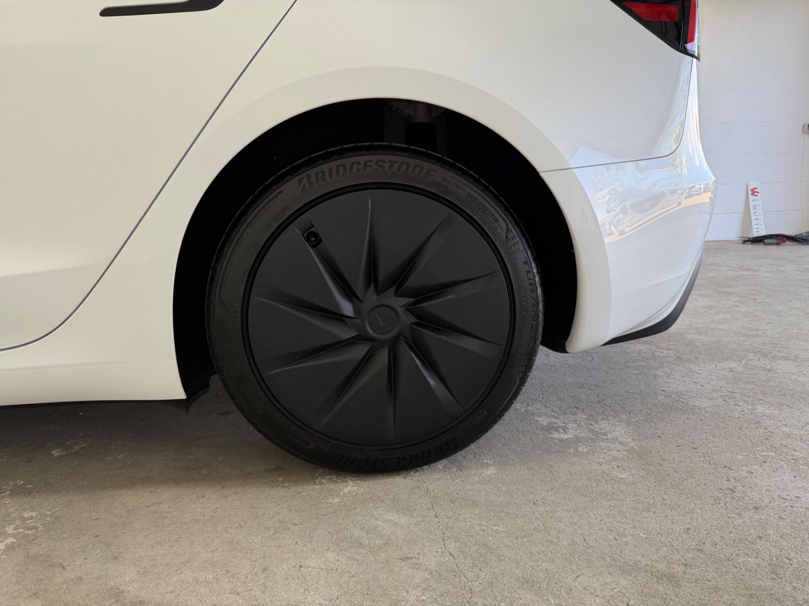 Tesla Model 3 Hinterradantrieb RWD