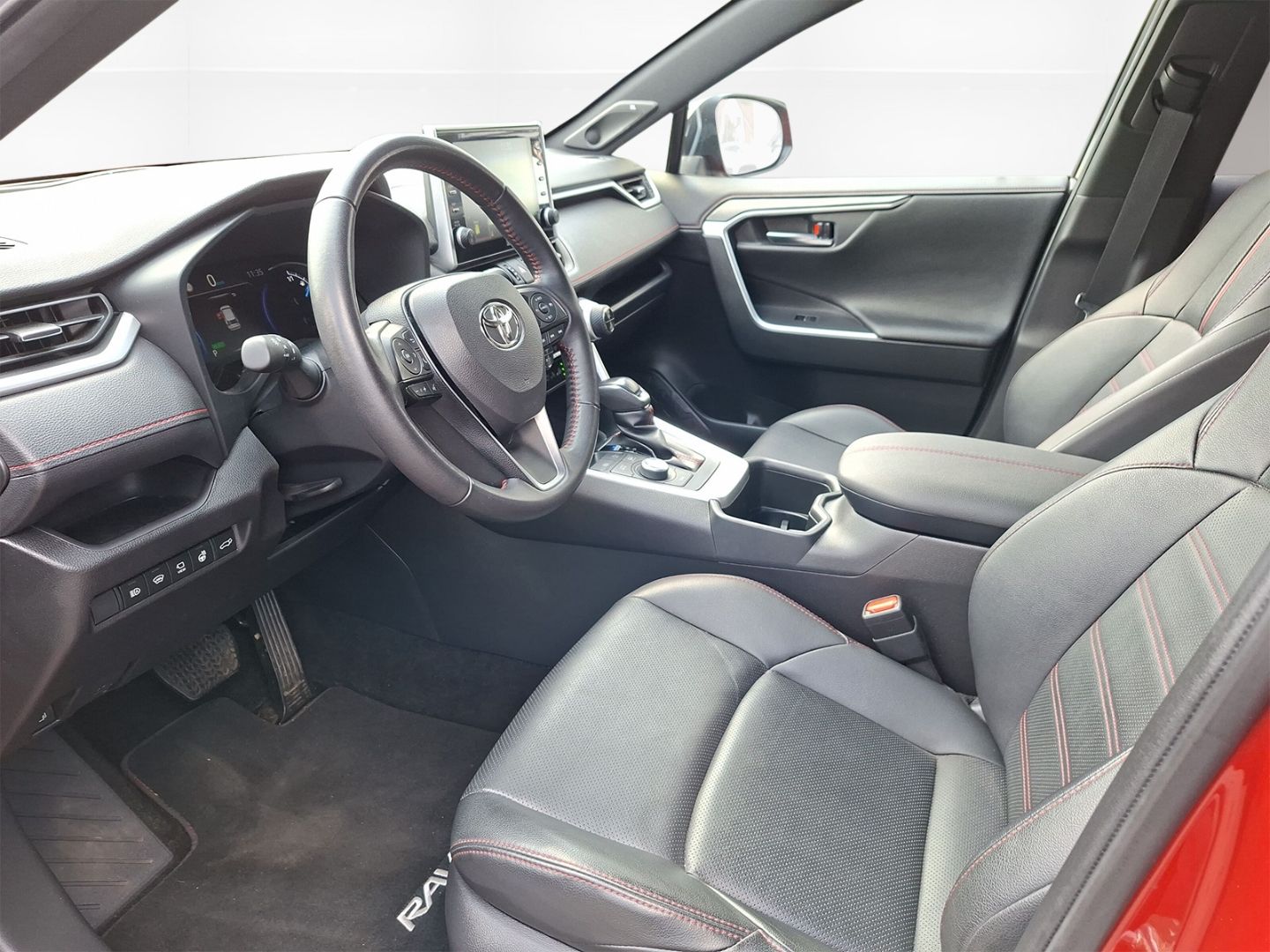 Toyota RAV 4 2.5 Plug-in Hybrid 4x4 - Samsaru's Car Outlet