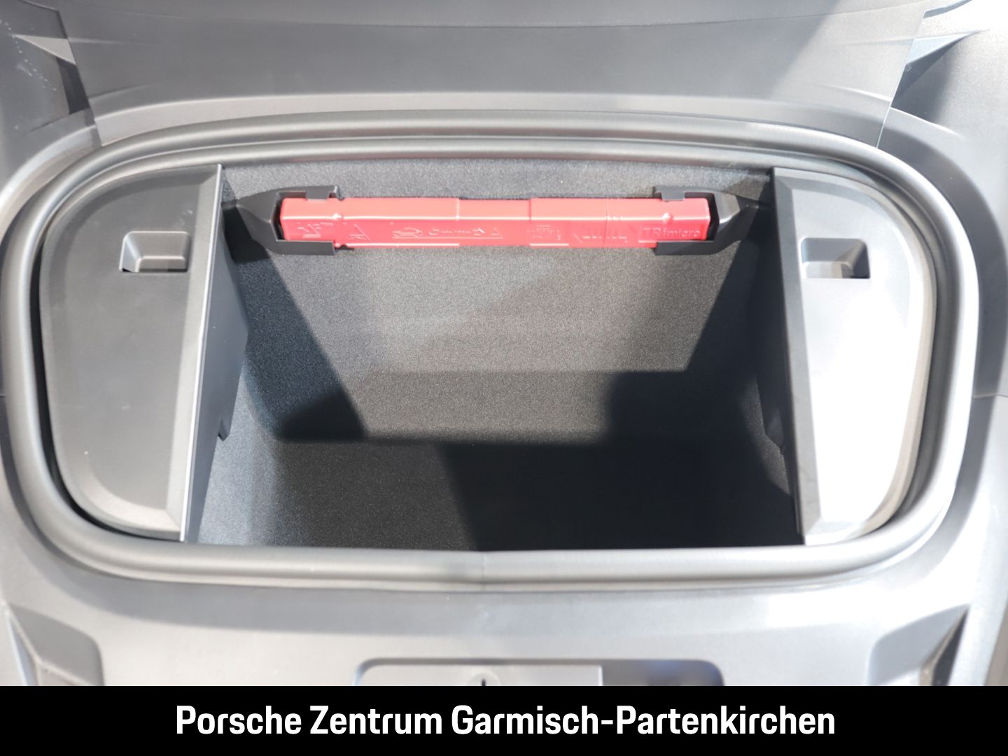 Porsche Taycan GTS Sport Turismo 360 Kamera LenkradHZG