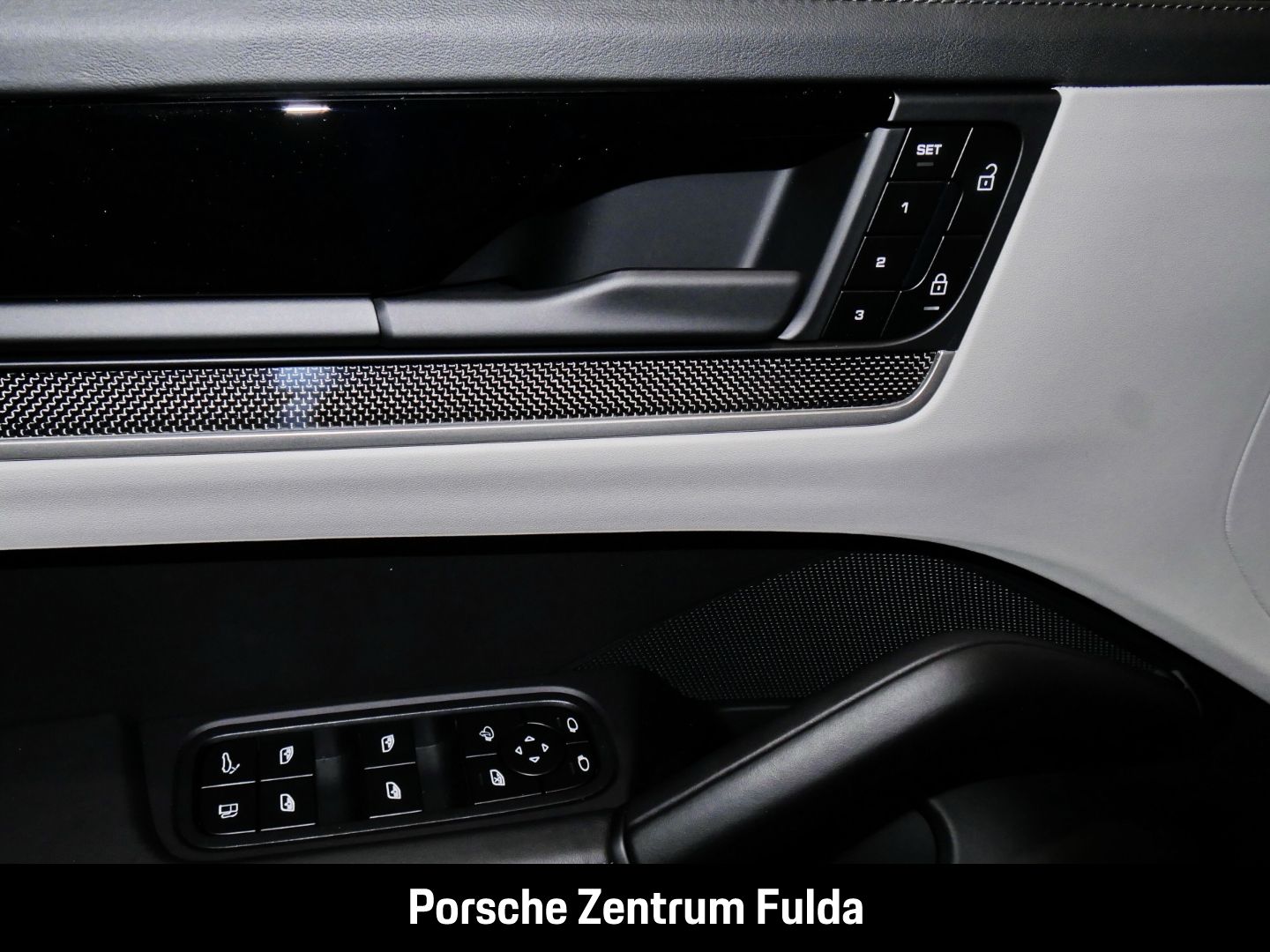 Porsche Cayenne E-Hybrid Coupe BOSE Panoramadach LED