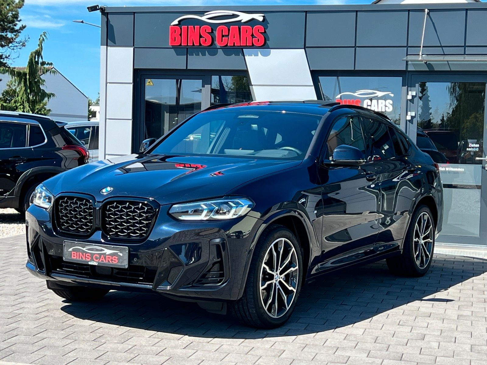 BMW X4 M Sport 30d xDrive*ACC*Pano*Laser*HUD*AHK*CAM