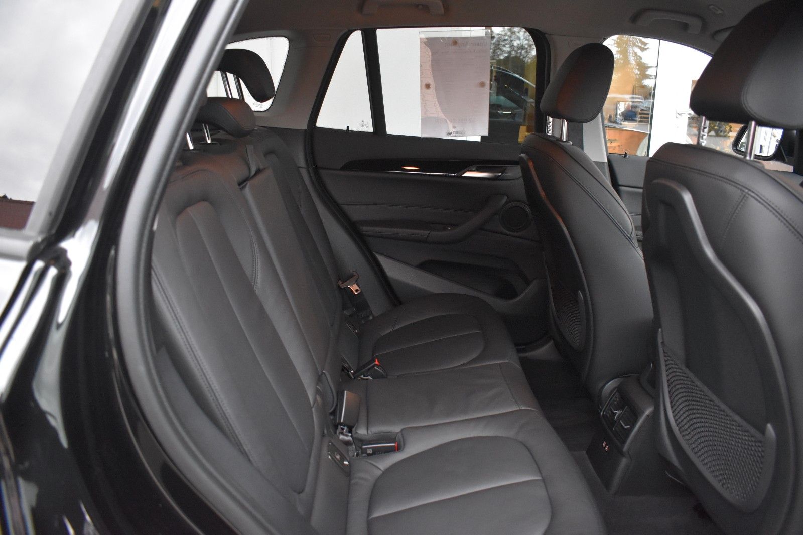 BMW X1 xDrive20i Aut. Advantage - Samsaru's Car Outlet