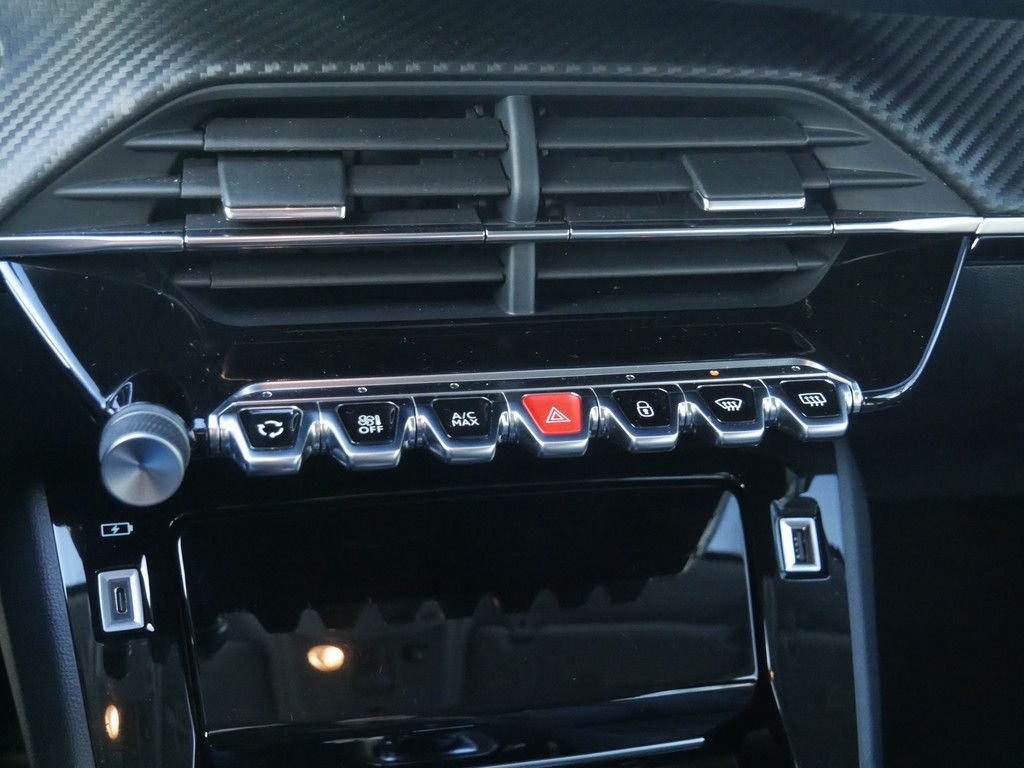 Peugeot e-208 Allure - Samsaru's Car Outlet