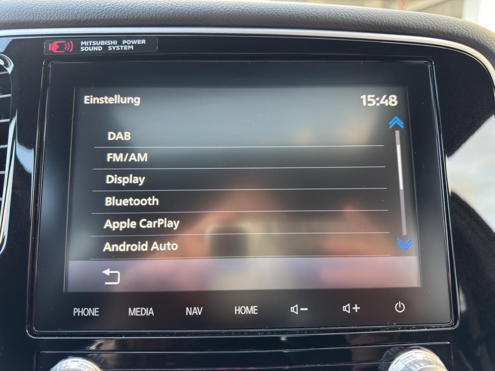 Mitsubishi Outlander 2.4 4WD Plug-In Hybrid Top *Navi*