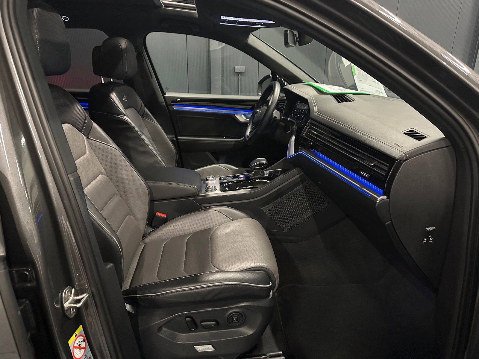 Volkswagen Touareg R-Line 4Motion*Black Style*PANORAMA*LUFT