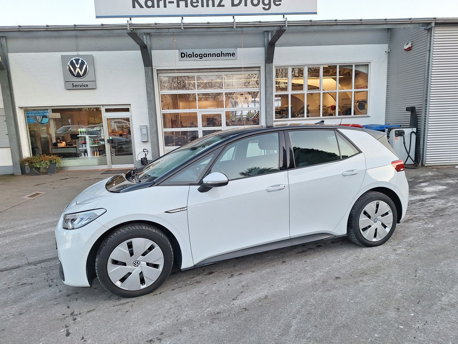 Volkswagen ID.3 Life - Samsaru's Car Outlet