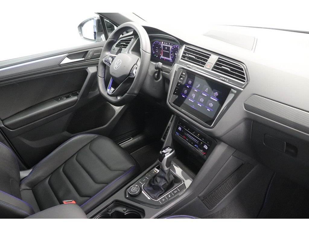 Volkswagen Tiguan R 2.0 TSI 4Motion #HARMAN #Matrix #Panora