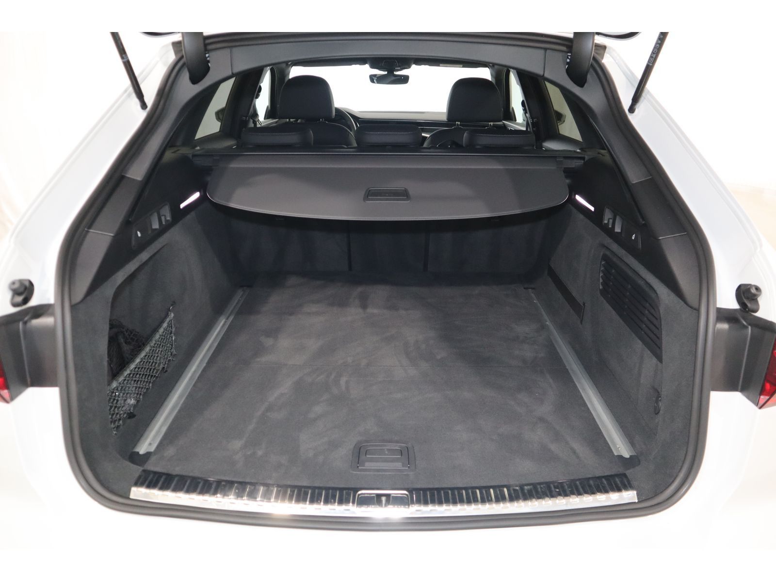 Audi A6 Avant 40 TDI advanced - Samsaru's Car Outlet