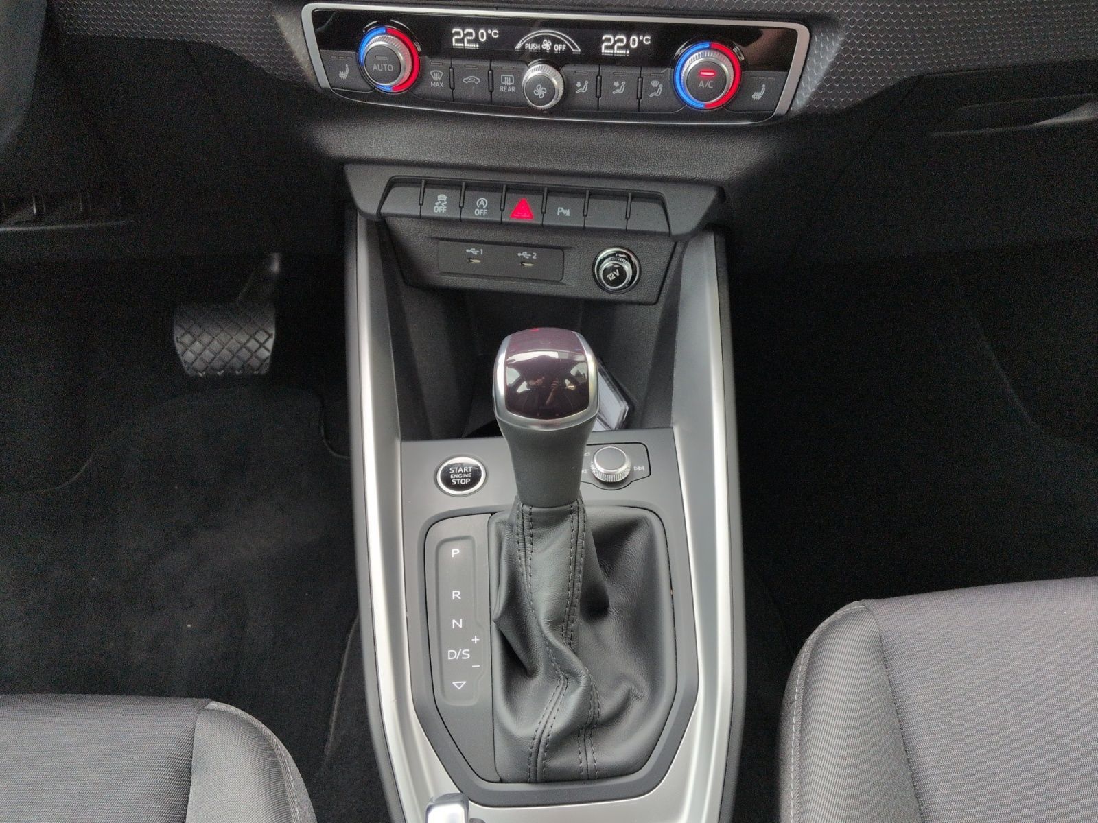 Audi A1 citycarver 30 TFSI LED keyless Kamera Navi