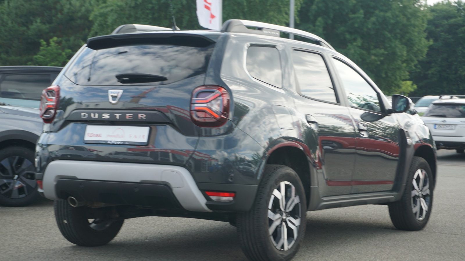 Dacia Duster II 1.3 TCe 130 Prestige - Samsaru's Car Outlet