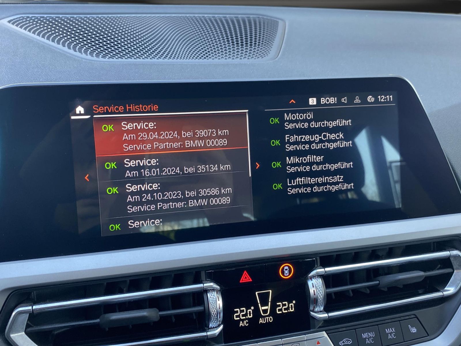BMW 320 d LiveCockpit - Samsaru's Car Outlet