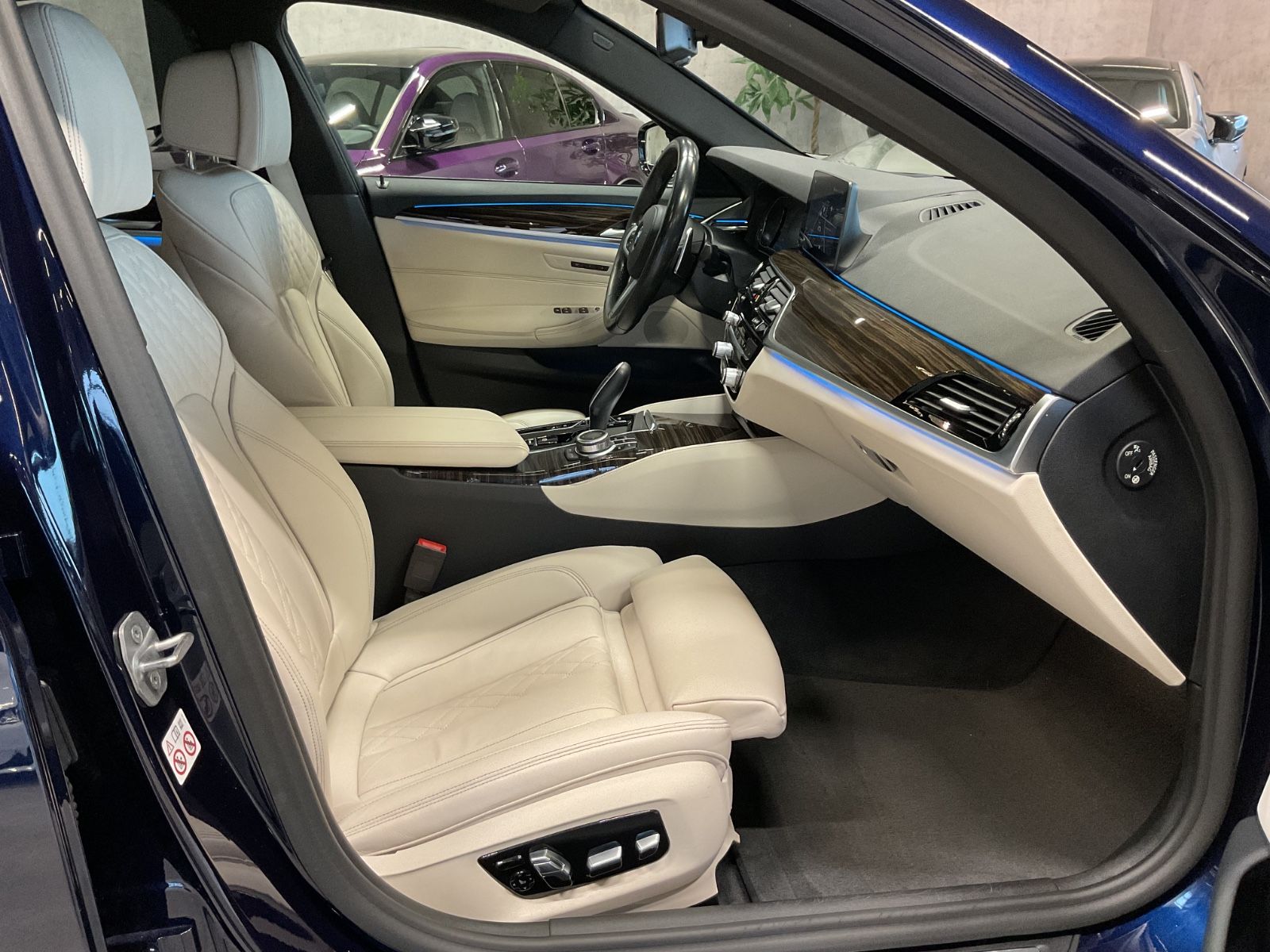 BMW 545e xDr. M Paket Exclusivleder HuD Laserl.