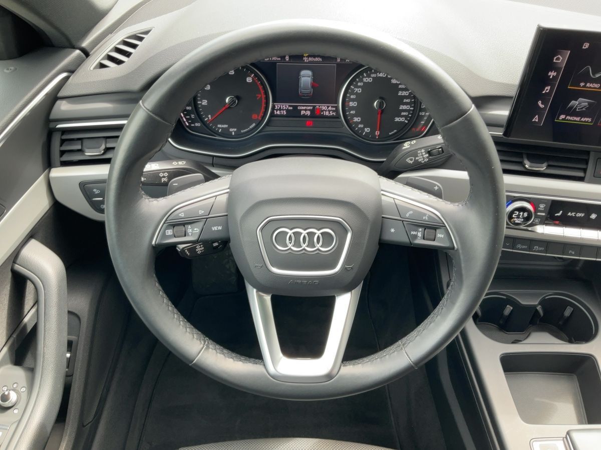 Audi A4 Avant 40 TFSI S-TR - Samsaru's Car Outlet