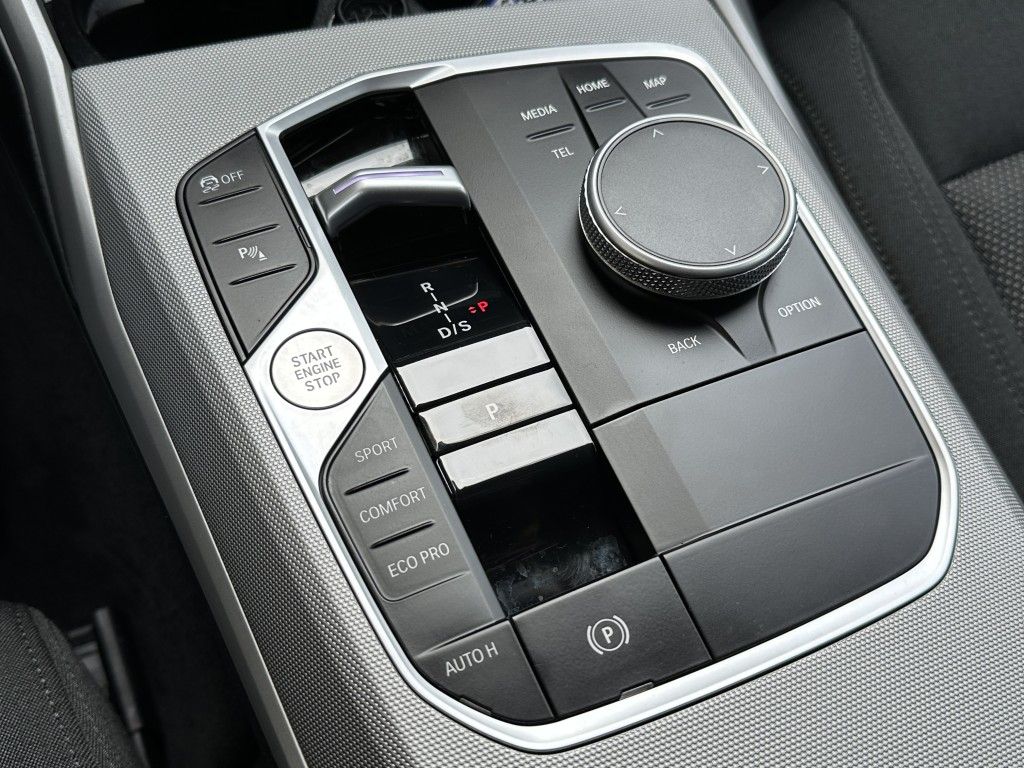 BMW 320 d Touring LCI xDrive - Samsaru's Car Outlet