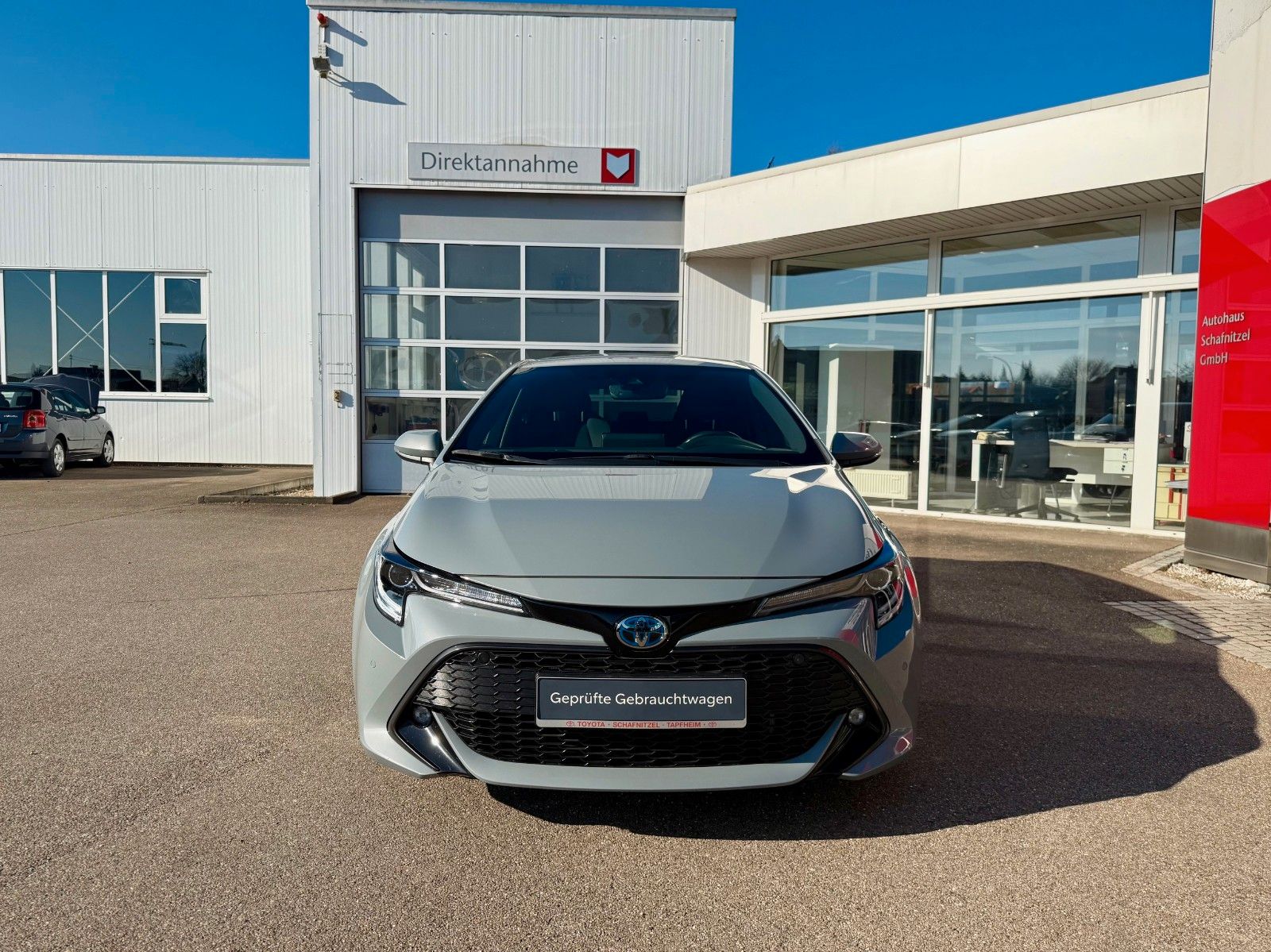 Toyota Corolla 2.0 Hybrid Club - Samsaru's Car Outlet