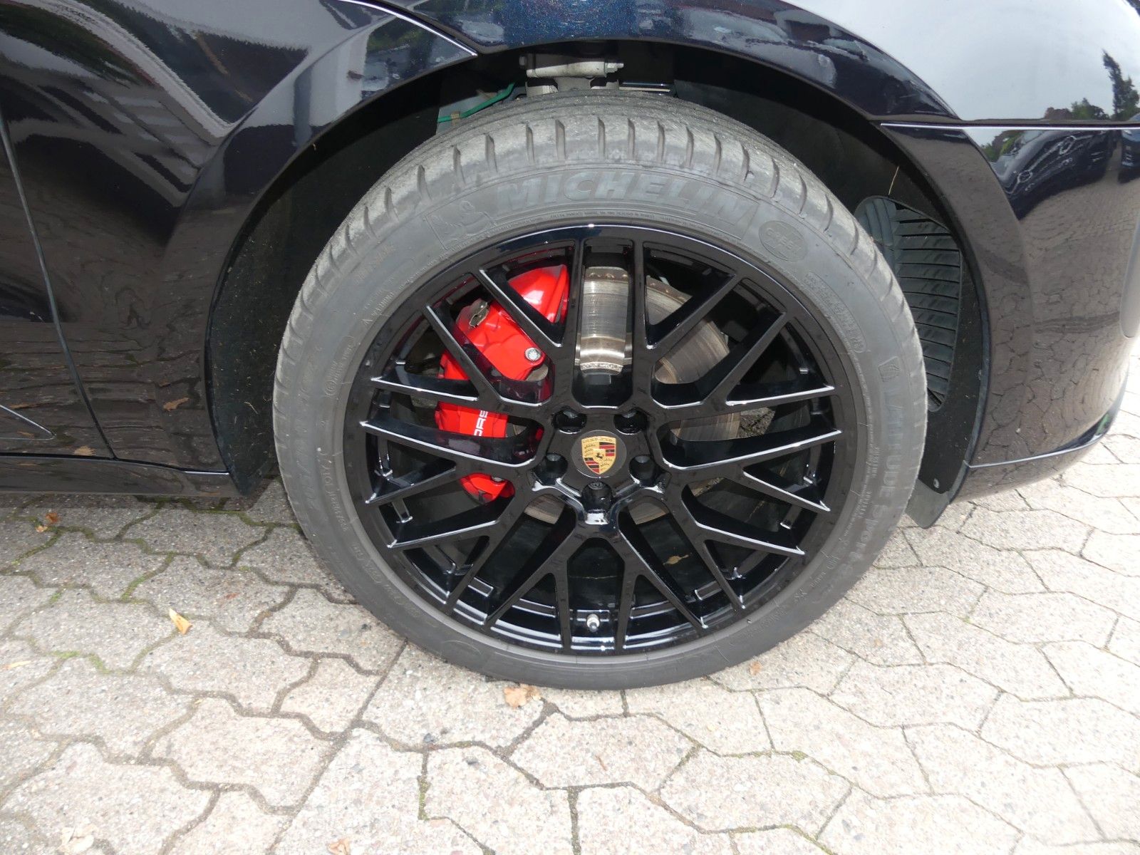 Porsche Macan GTS - Samsaru's Car Outlet