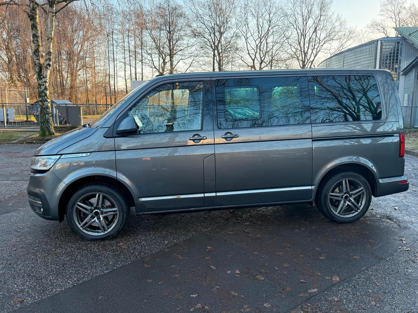 Volkswagen T6 Multivan - Samsaru's Car Outlet