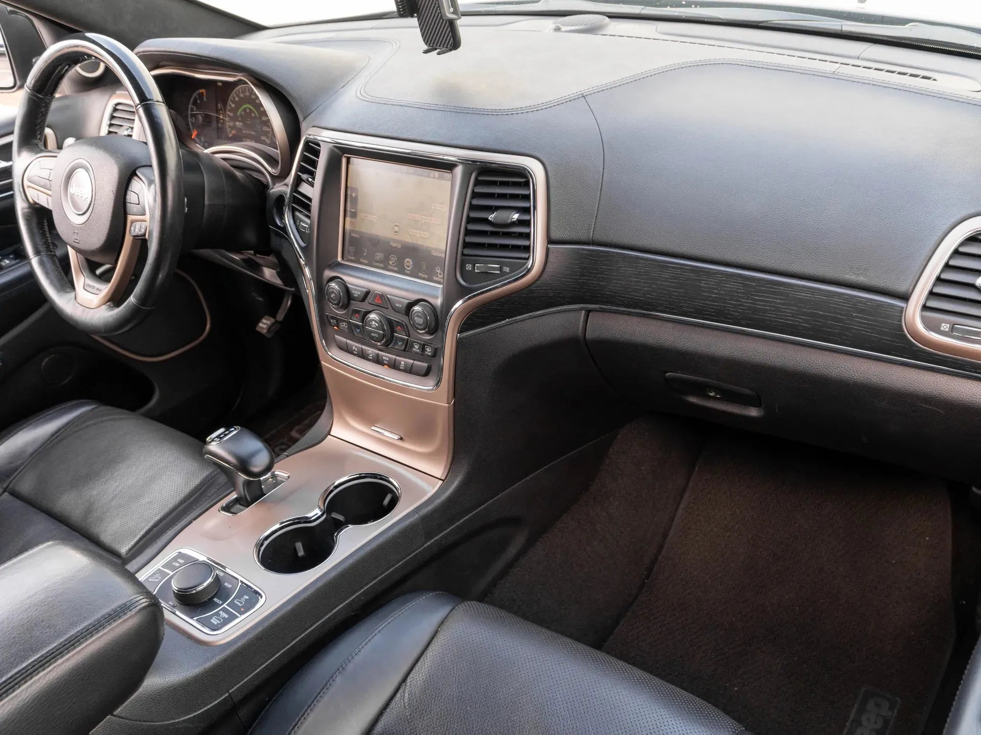 Jeep Grand Cherokee 3.0 Diesel 250 CP Negru - Samsaru's Car Outlet