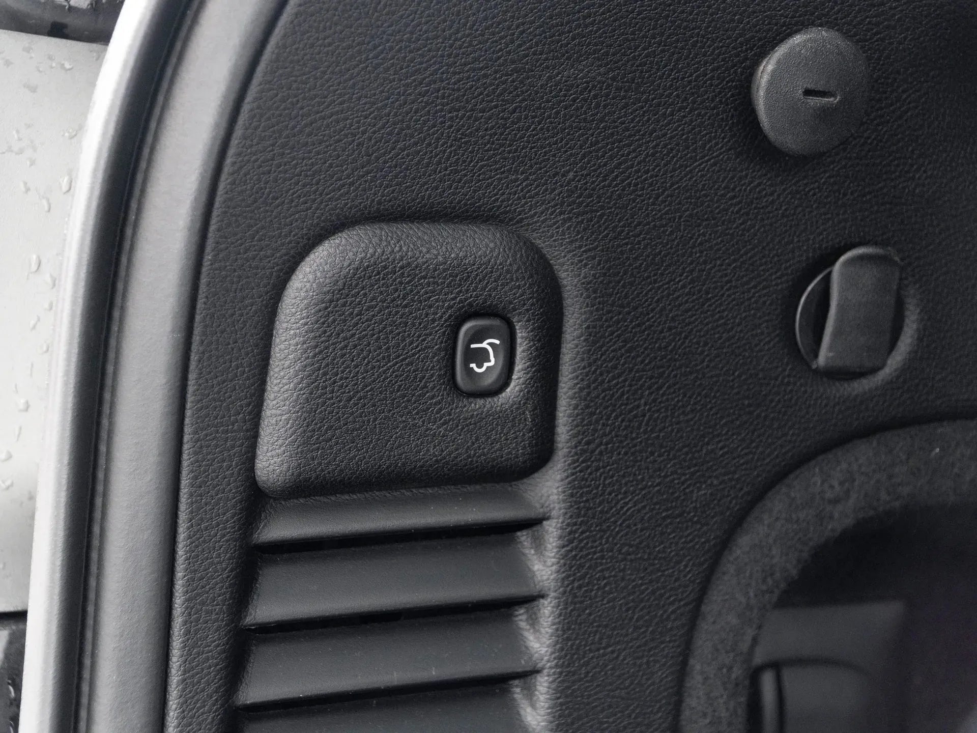 Jeep Grand Cherokee 3.0 Diesel 250 CP Negru - Samsaru's Car Outlet