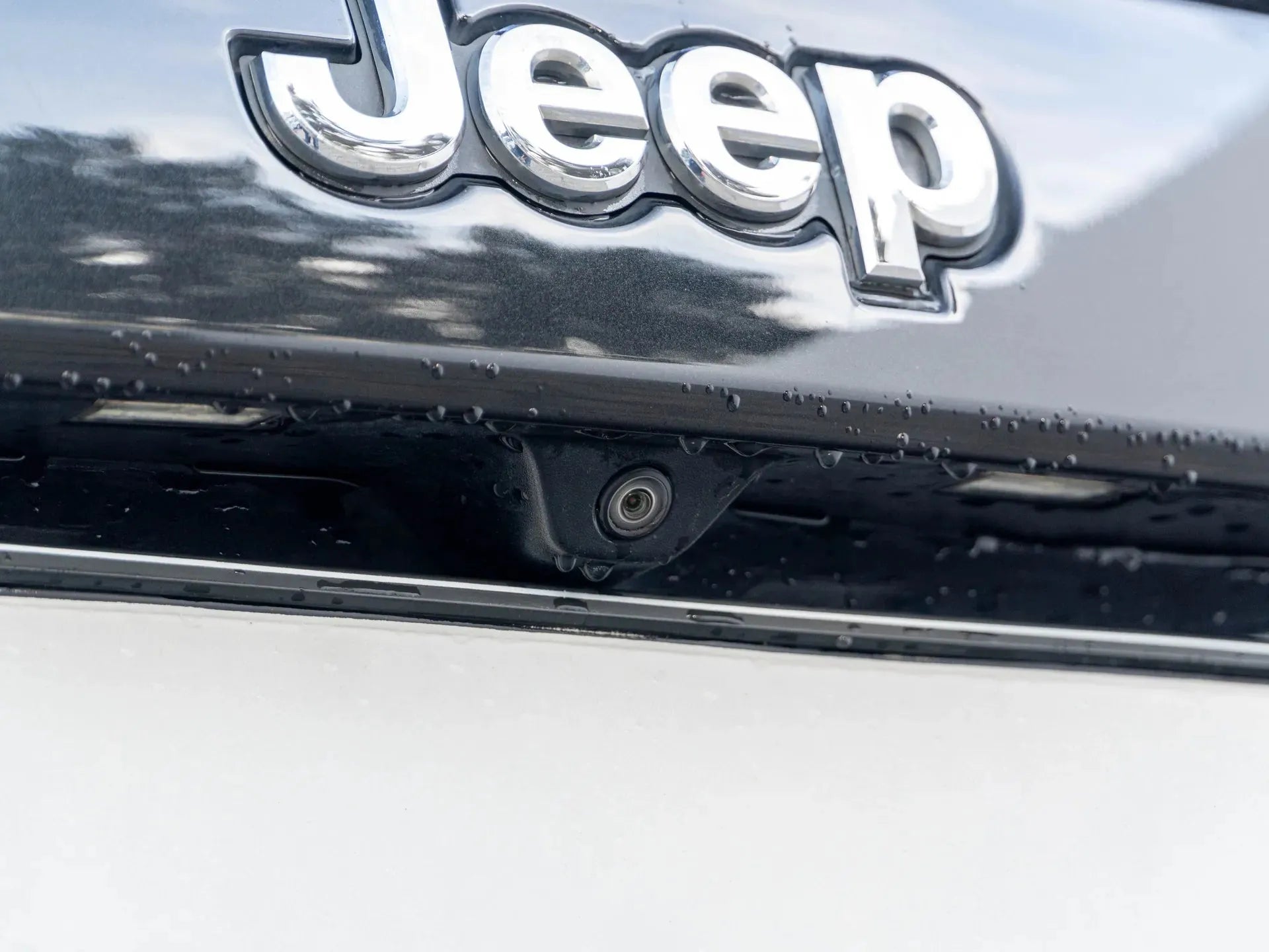 Jeep Grand Cherokee 3.0 Diesel 250 CP Negru - Samsaru's Car Outlet
