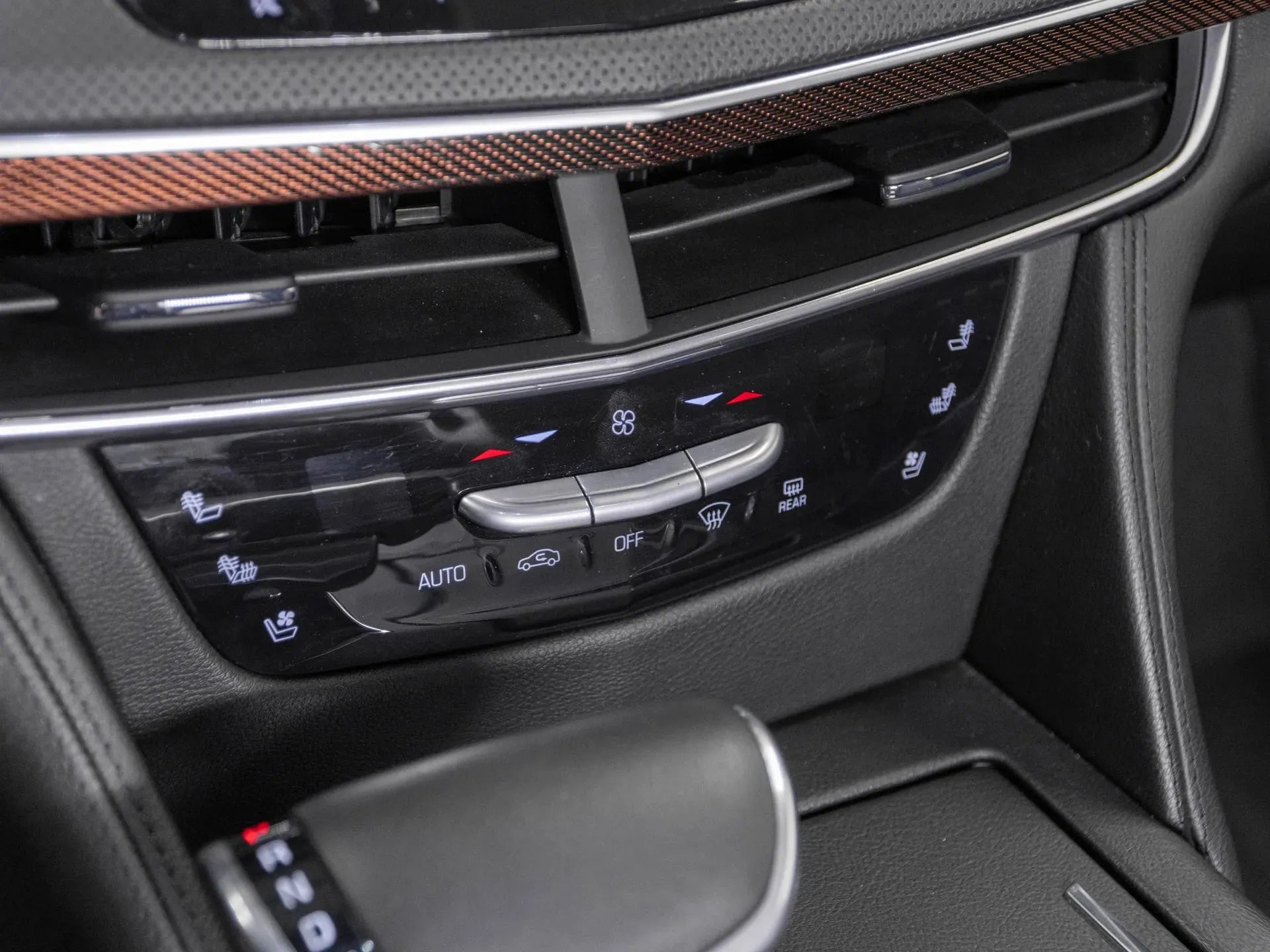 Cadillac CT6 Luxury 3.0 TT AWD Automatic - Samsaru's Car Outlet