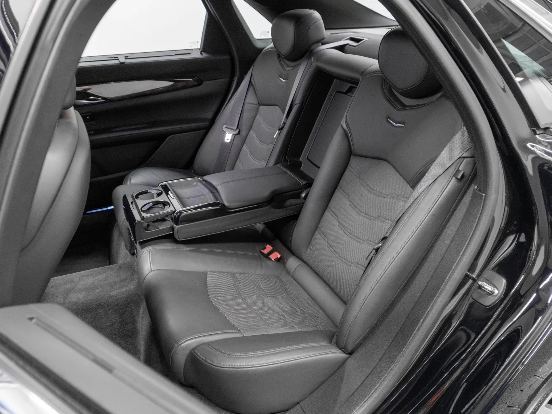 Cadillac CT6 Luxury 3.0 TT AWD Automatic - Samsaru's Car Outlet