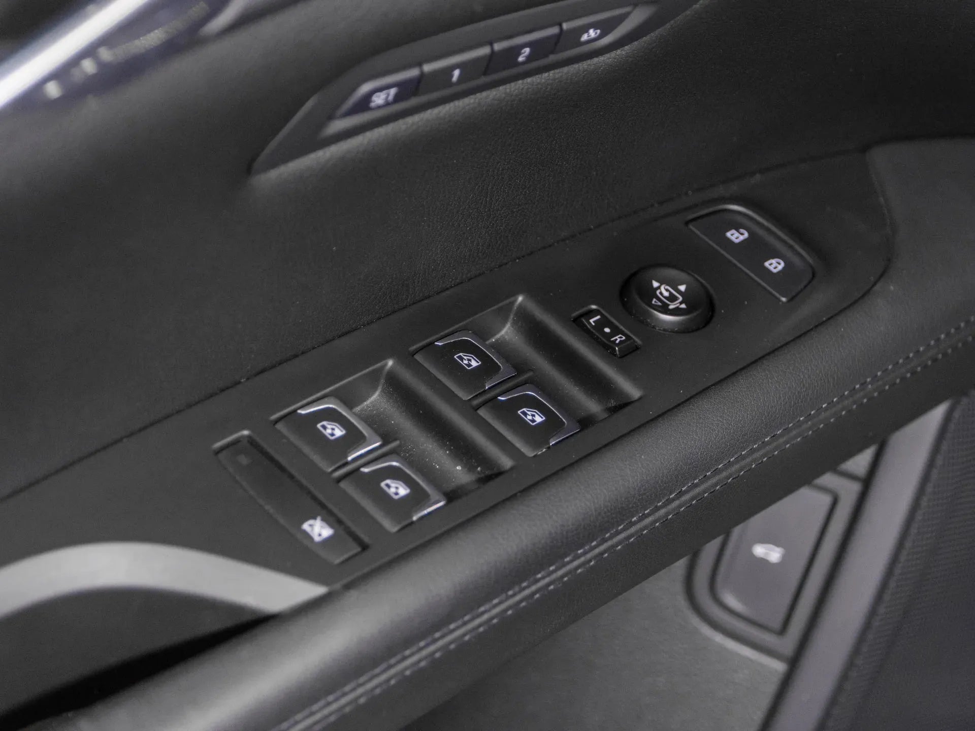 Cadillac CT6 Luxury 3.0 TT AWD Automatic - Samsaru's Car Outlet