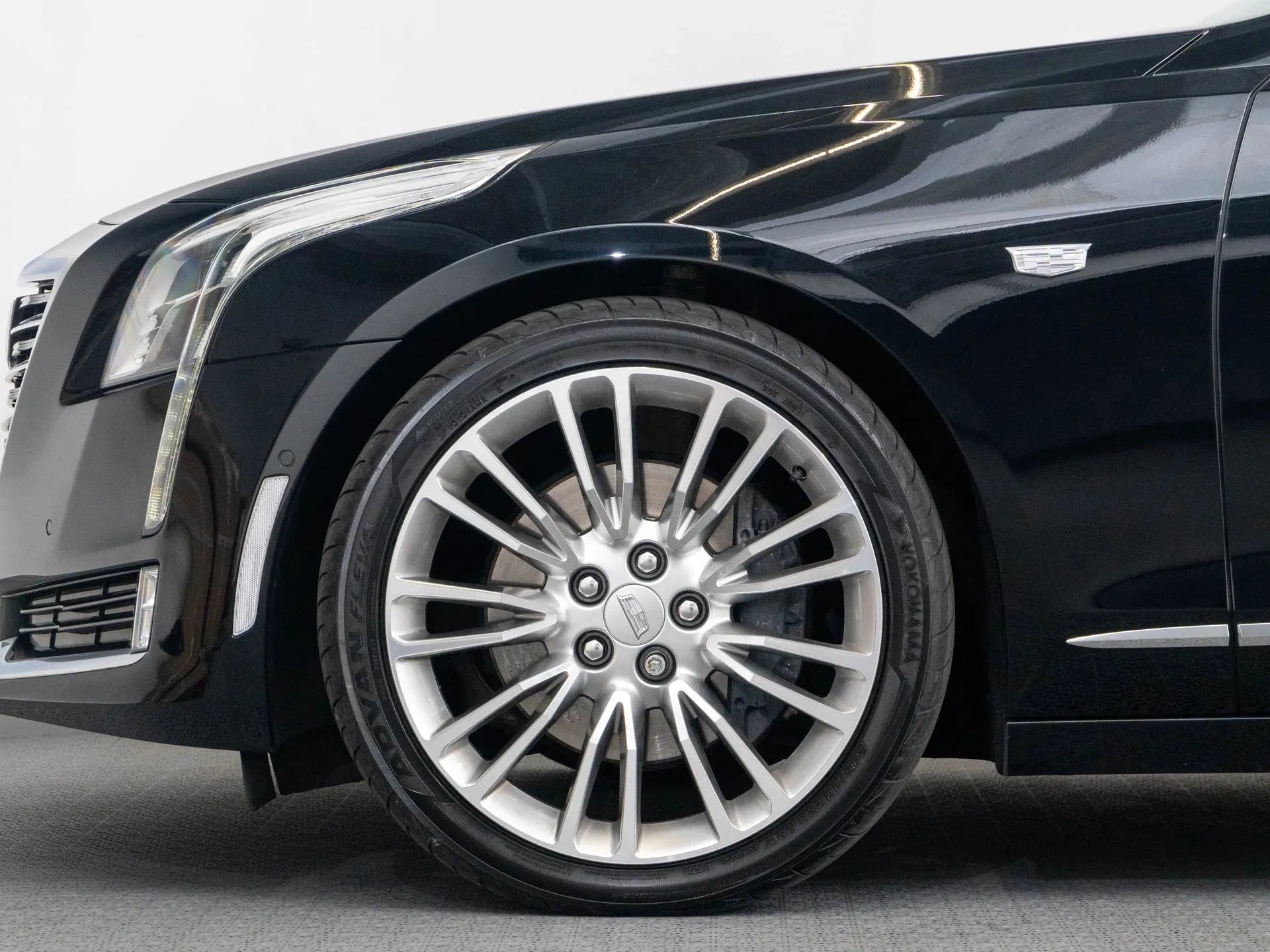 Cadillac CT6 Luxury 3.0 TT AWD Automatic - Samsaru's Car Outlet