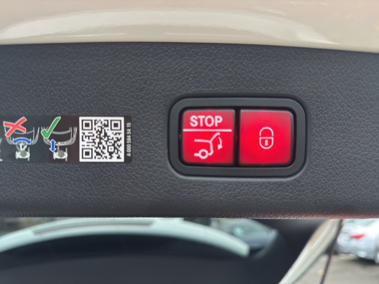 Mercedes-Benz GLC 400 e 4MATIC+AMG-Line+AIRMATIC+AHK+DISTRONIC